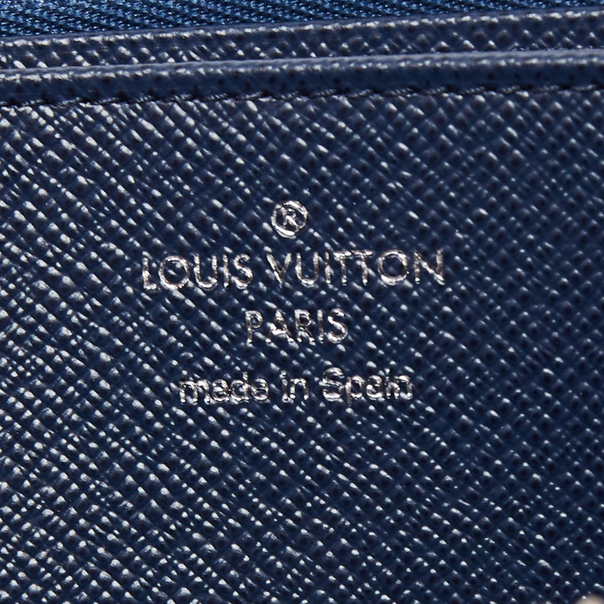 Louis Vuitton Blue Marine Epi Leather Zippy Wallet 5