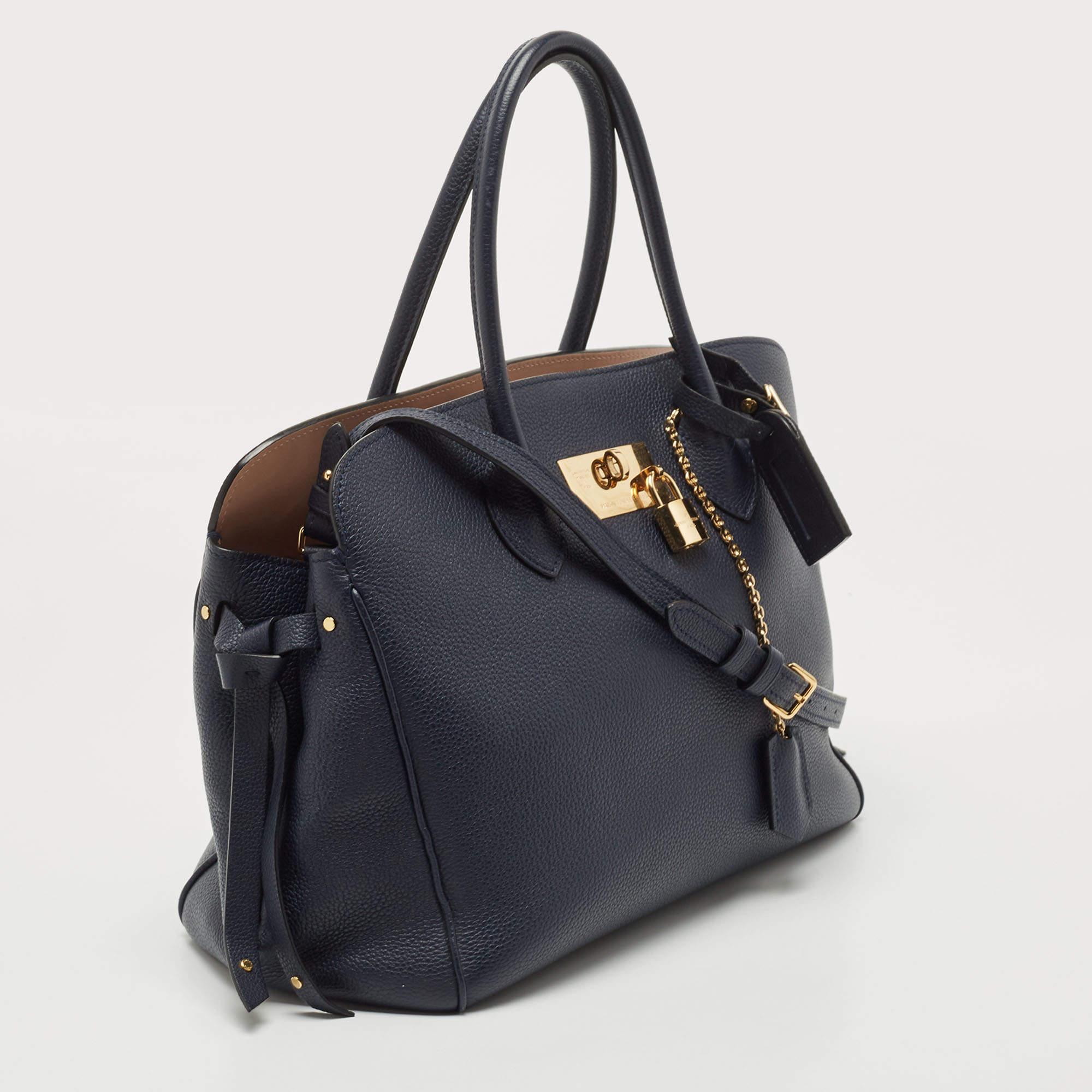 Louis Vuitton Blue Marine Leather Milla MM Bag In Good Condition In Dubai, Al Qouz 2