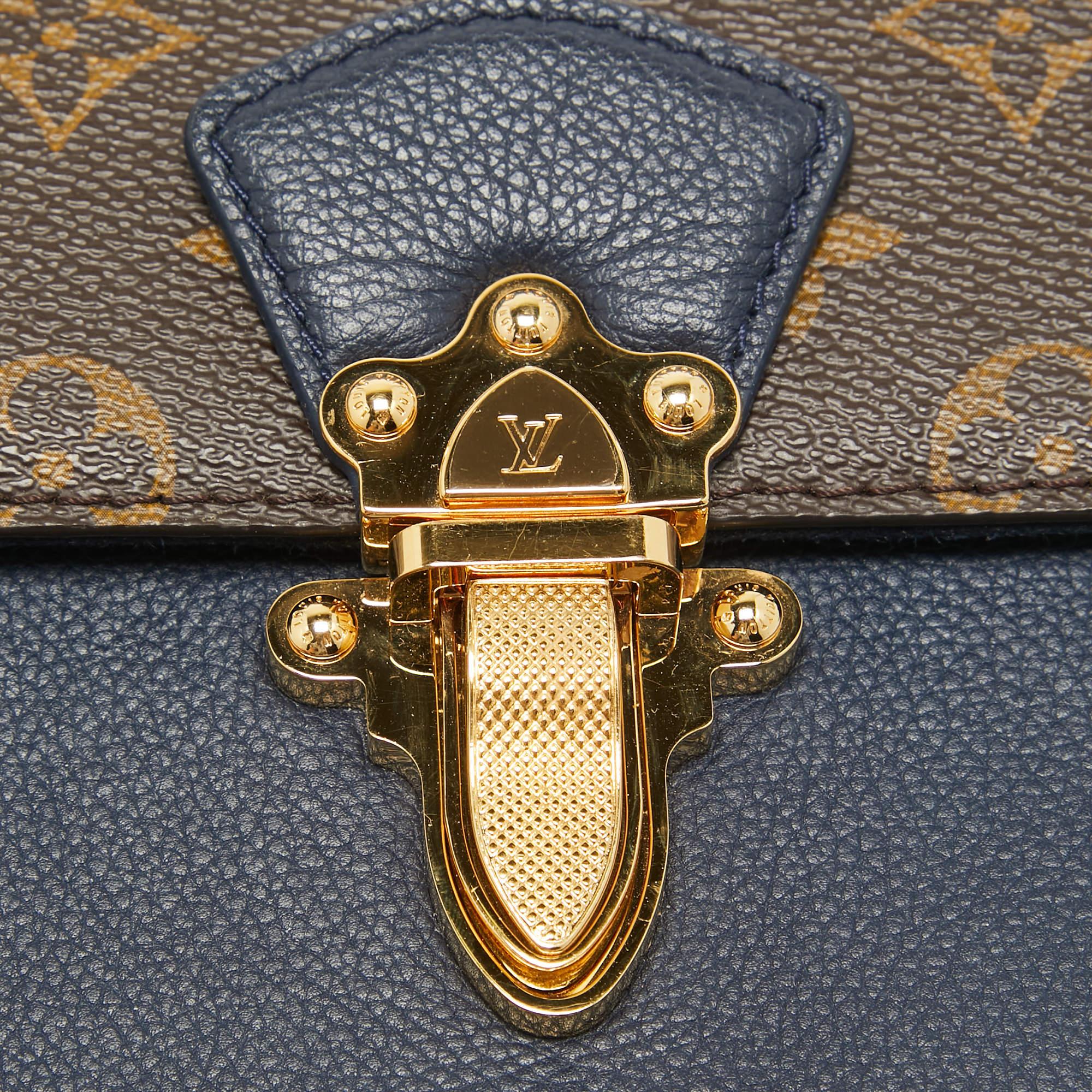 Women's Louis Vuitton Blue Marine Monogram Canvas Victoire Chain Bag For Sale