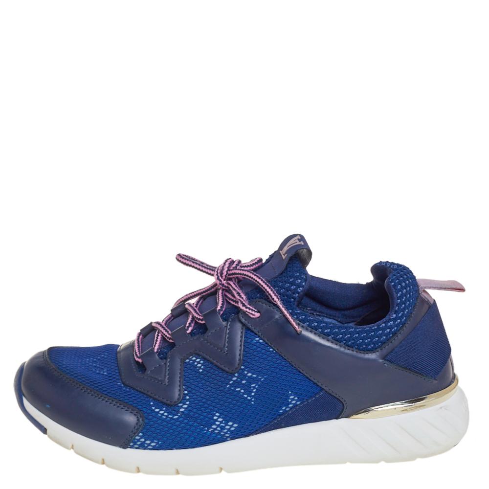 Fashioned to take your style a notch higher, these blue sneakers from Louis Vuitton are absolutely worth the dream and the splurge! They've been crafted from mesh and leather and styled with laces on the vamps and monogram accents.

Includes: