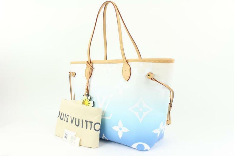 Louis Vuitton Neo Neverfull MM with pink flower bag charm from