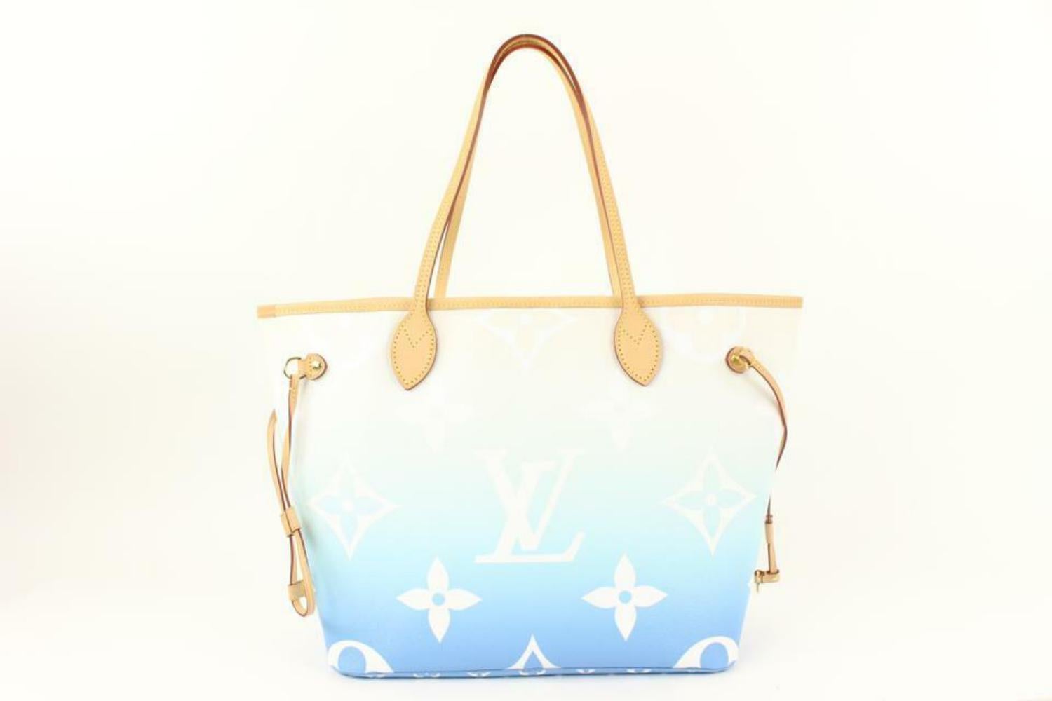 Louis Vuitton Blue Monogram By the Pool Neverfull MM with Charm 23L118a For Sale 4
