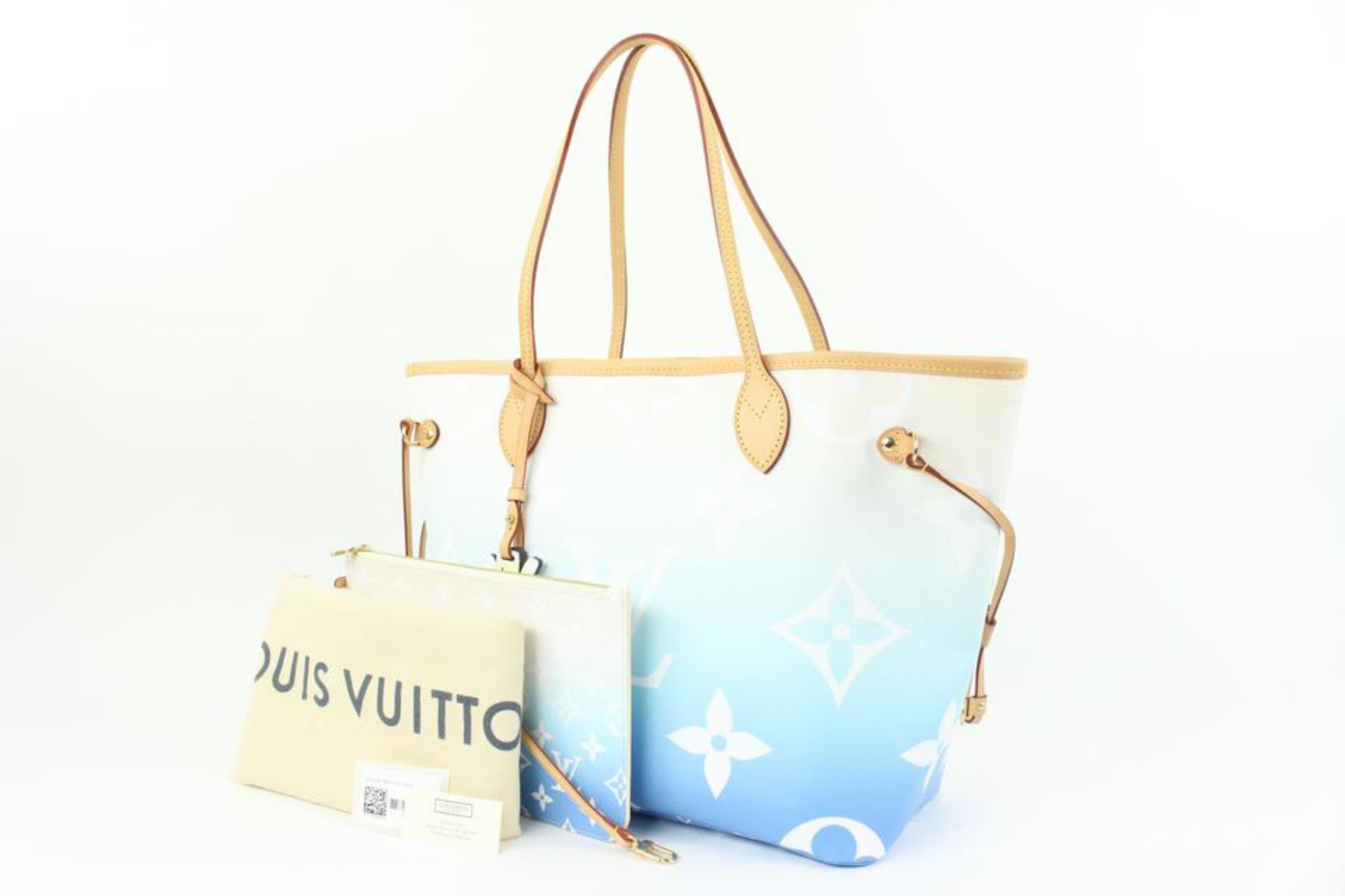 Louis Vuitton Blue Monogram By the Pool Neverfull MM with Pouch 23lk311s For Sale 4
