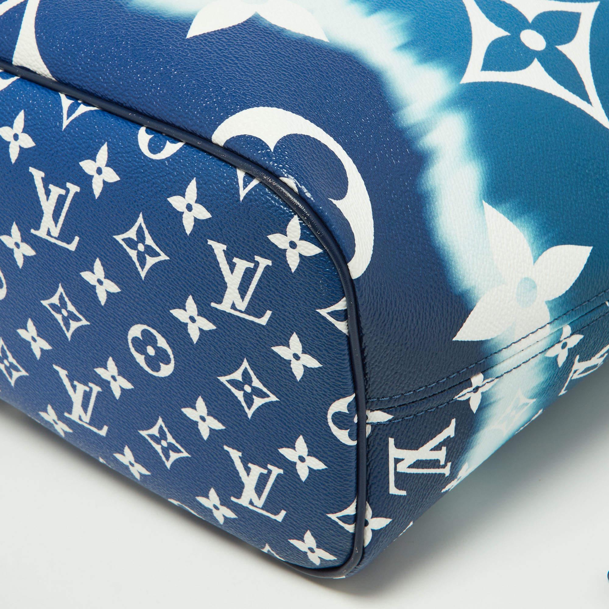 Women's Louis Vuitton Blue Monogram Canvas Escale Neverfull MM Bag For Sale