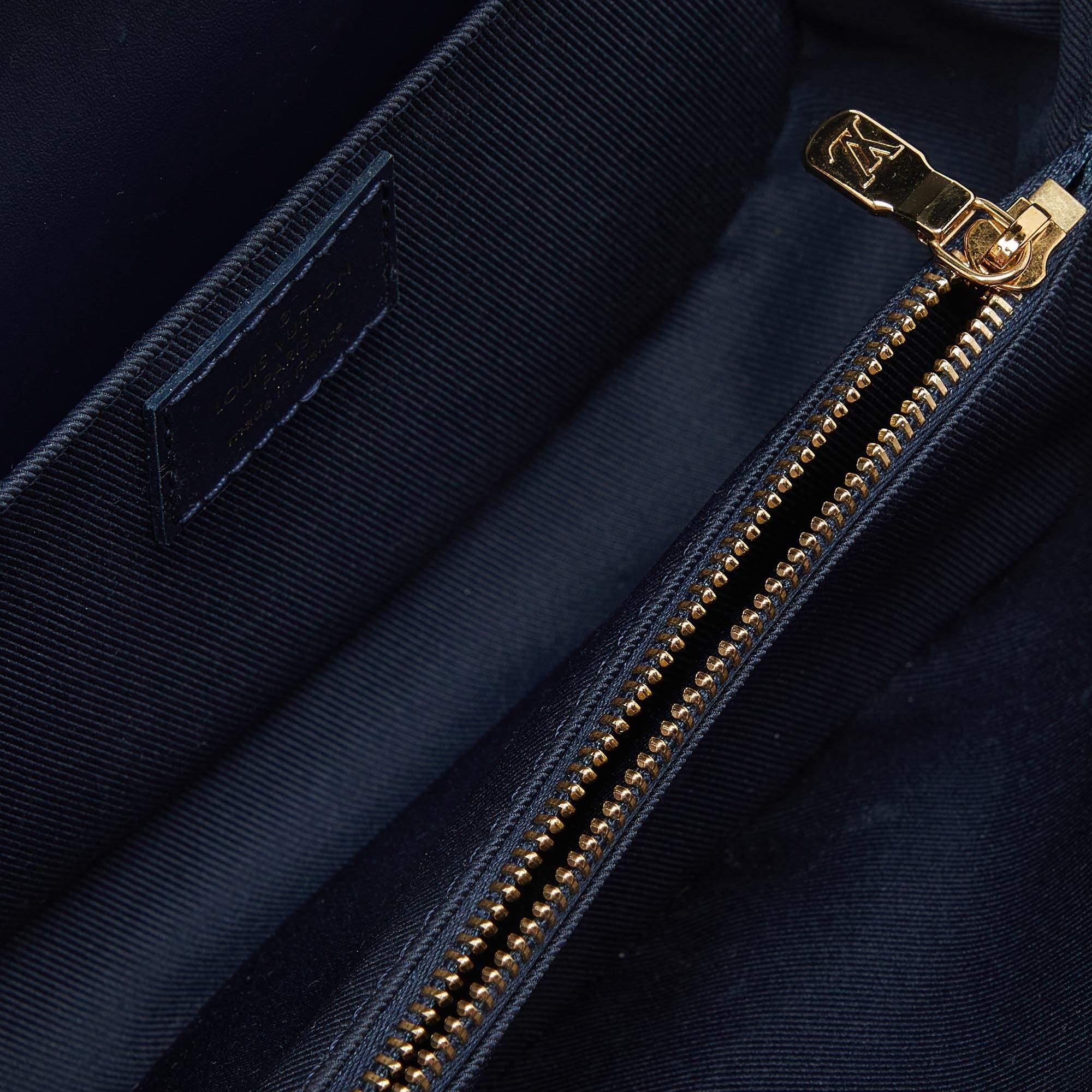 Louis Vuitton Blue Monogram Canvas Pochette Metis East West Bag For Sale 2