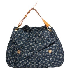 LOUIS VUITTON Daily GM Shoulder Bag M40492 Monogram Denim Made in Italy  2011 Light Blue FO2111 Open Women's