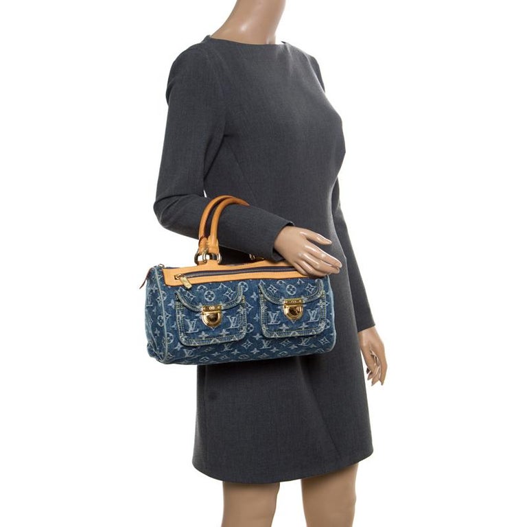 Handbag Louis Vuitton Blue in Denim - Jeans - 30289868
