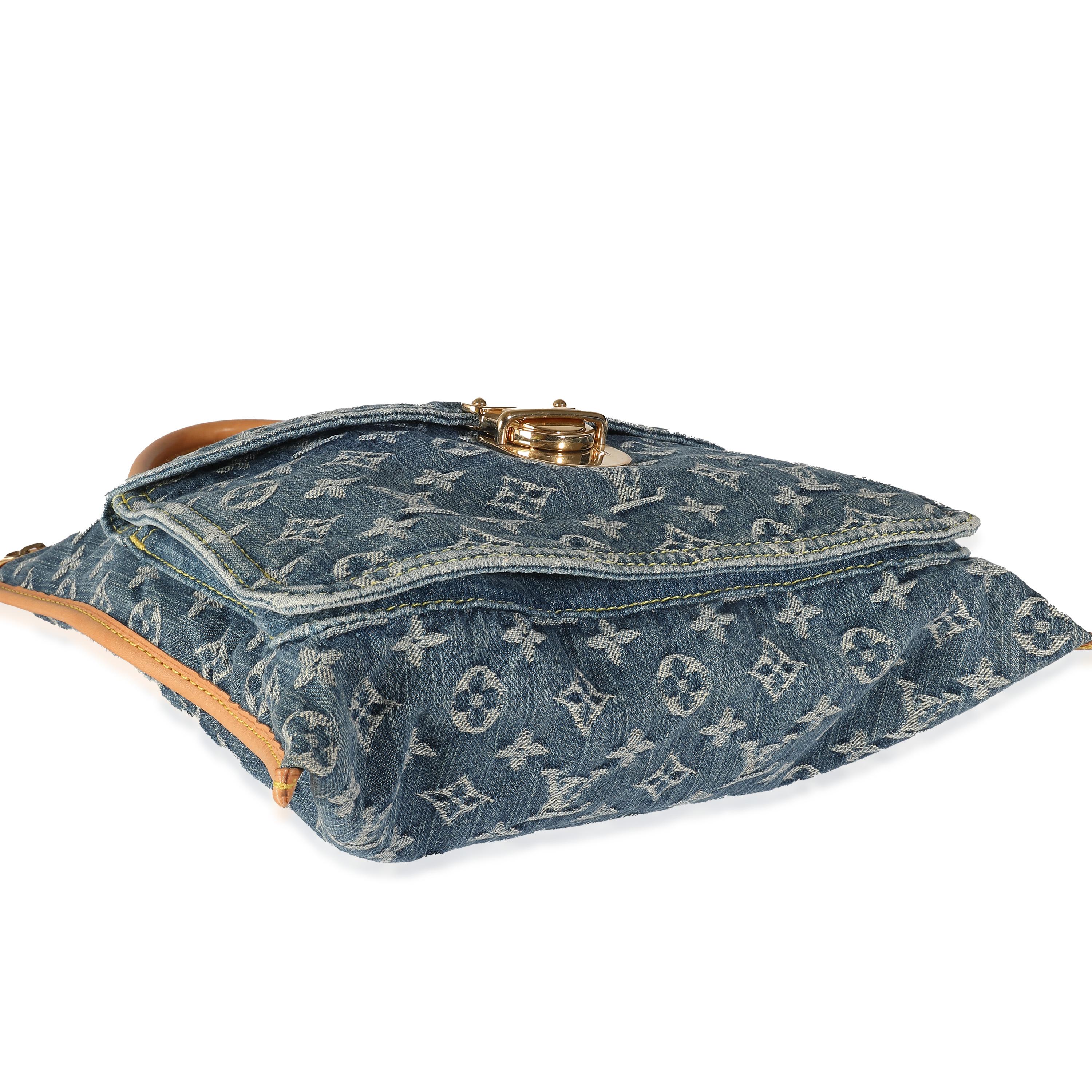 Women's or Men's Louis Vuitton Blue Monogram Denim Sac Plat