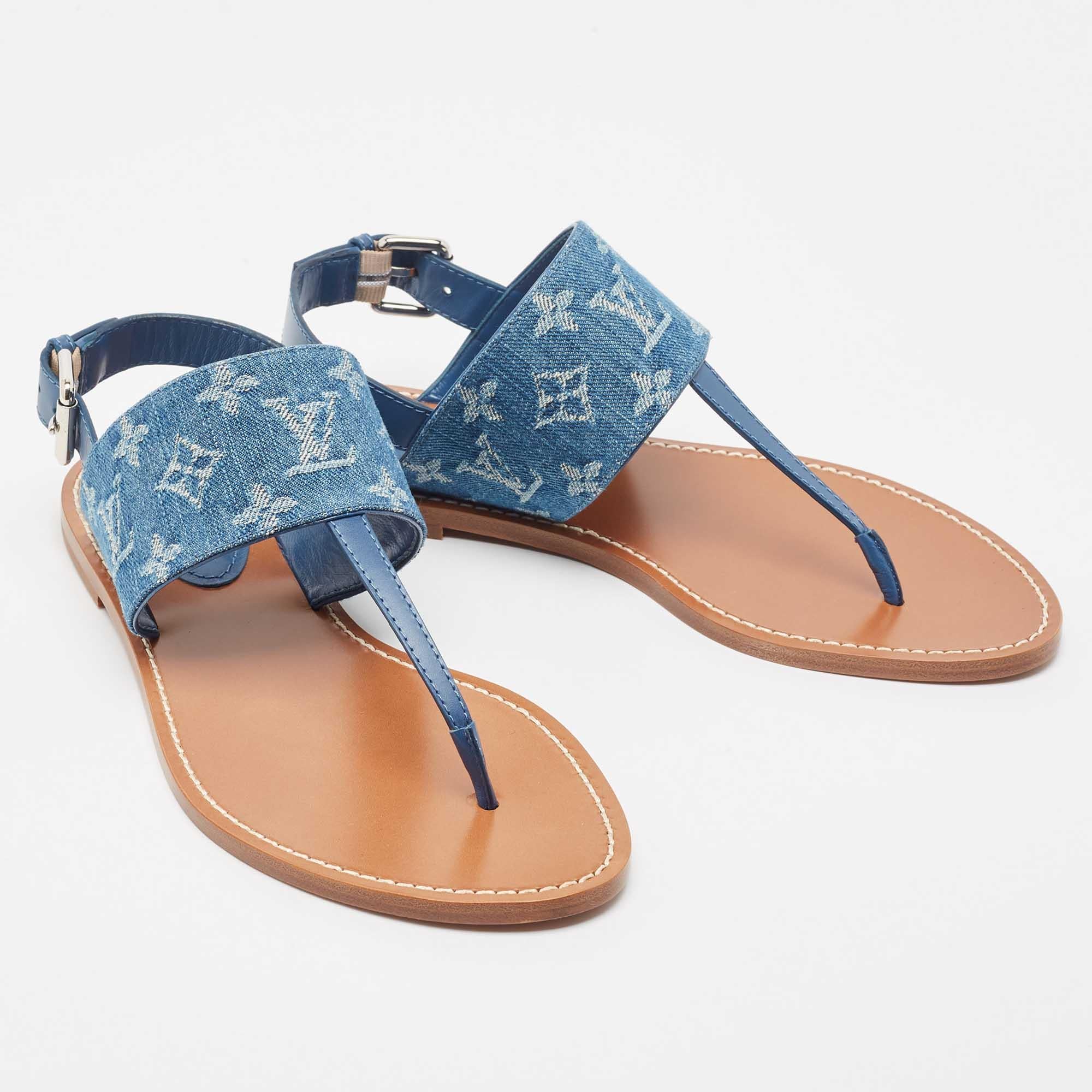 Louis Vuitton Blue Monogram Denim Starboard Flat Thong Sandals Size 40 In New Condition In Dubai, Al Qouz 2