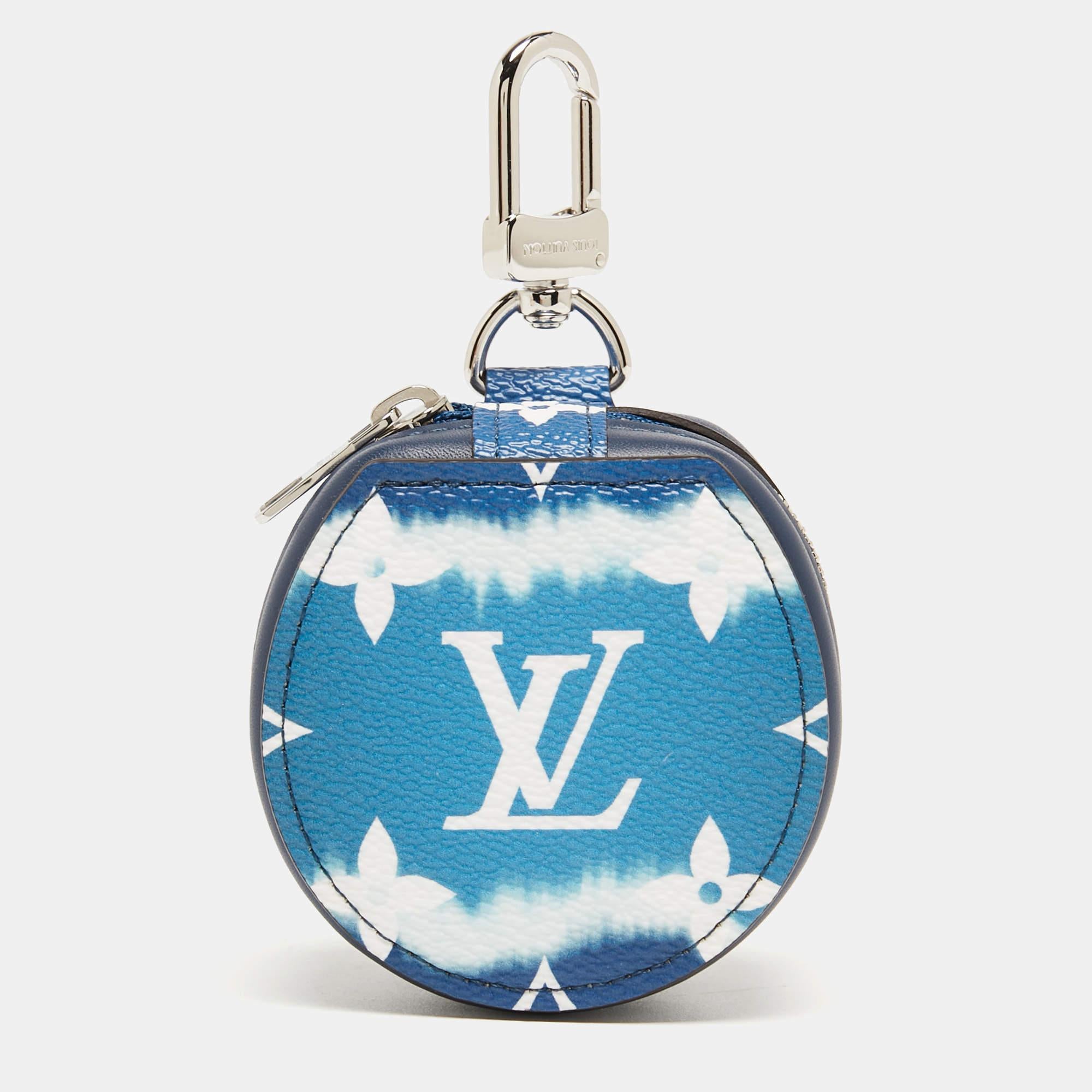 Louis Vuitton Blue Monogram Escale Canvas Earphone Case For Sale 5