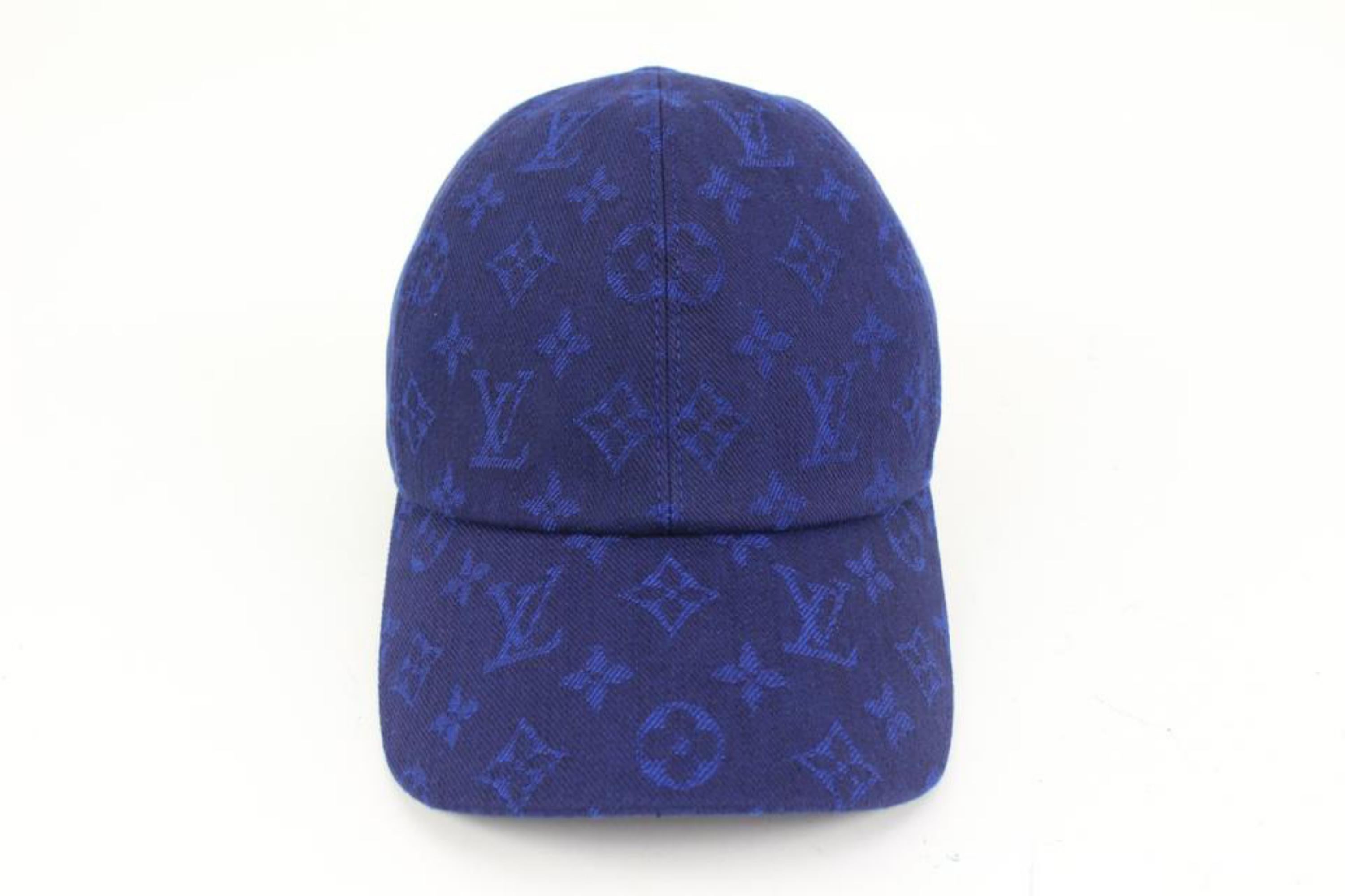 Louis Vuitton Blue Monogram Essential Baseball Cap Ou Pas Hat 68lz418s For  Sale at 1stDibs