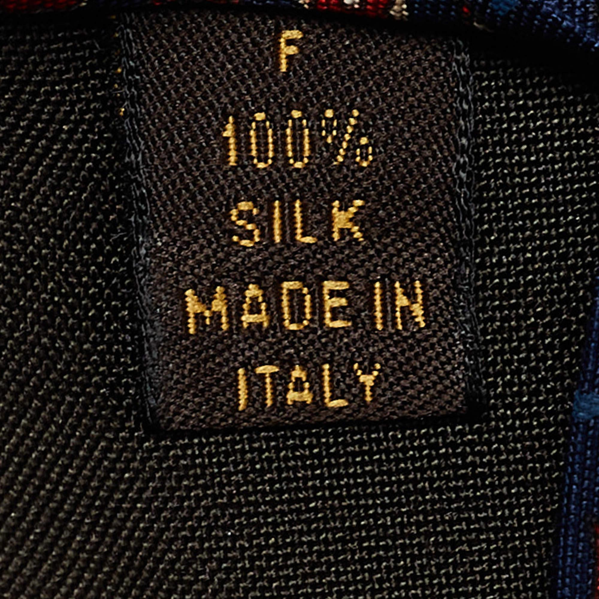 Louis Vuitton Cravatta tradizionale in seta con stampa Monogram blu In condizioni buone a Dubai, Al Qouz 2