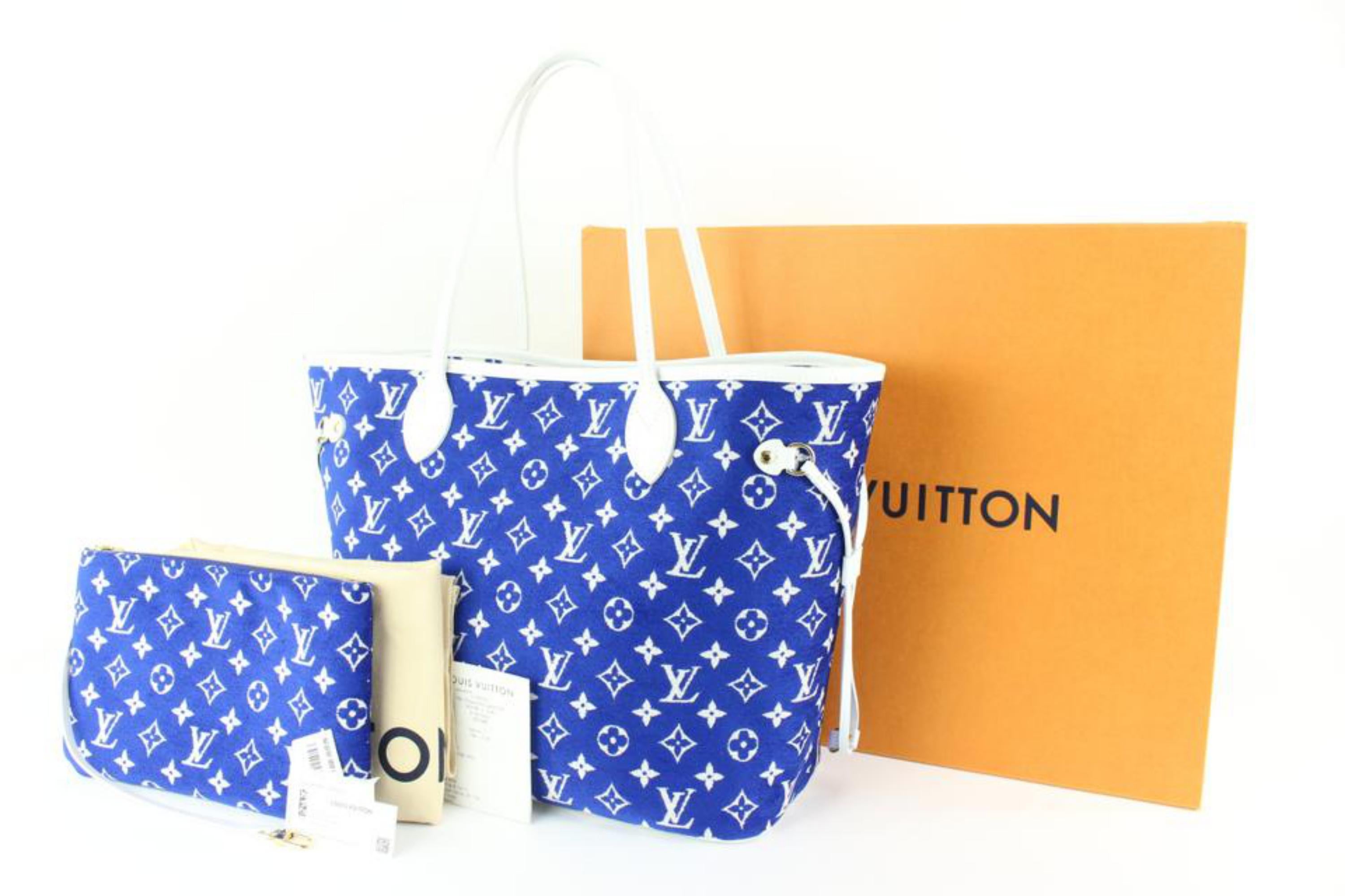 Louis Vuitton Blue Monogram Velvet Match Neverfull MM Tote with Pouch 24lv517s For Sale 5