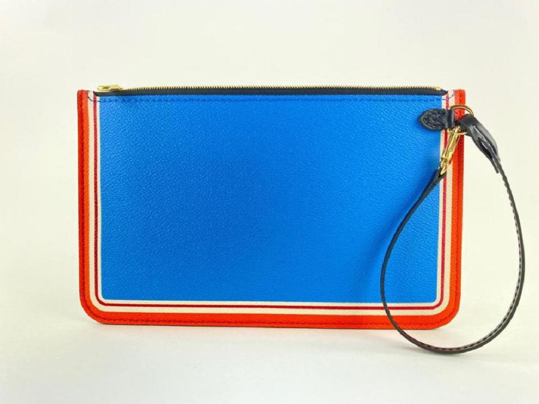 Blaue Poker-Clutch von Louis Vuitton auf Neverfull Pochette mit Niedrig-Pochette, 861861 3