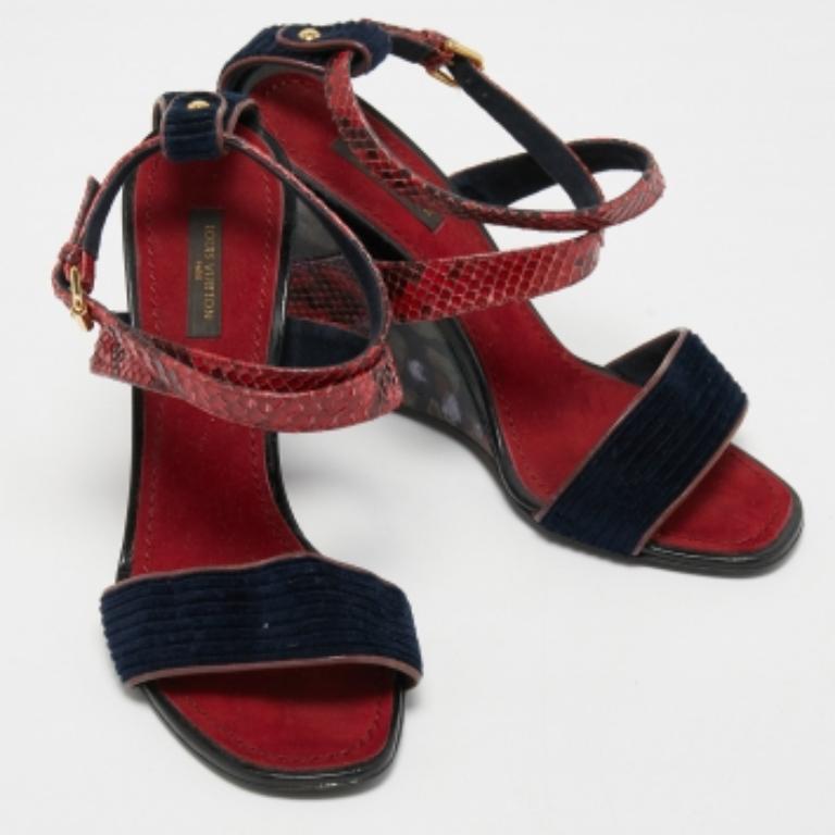 Women's Louis Vuitton Blue Snakeskin and Velvet Cross Ankle Strap Wedge Sandals Size 38 For Sale