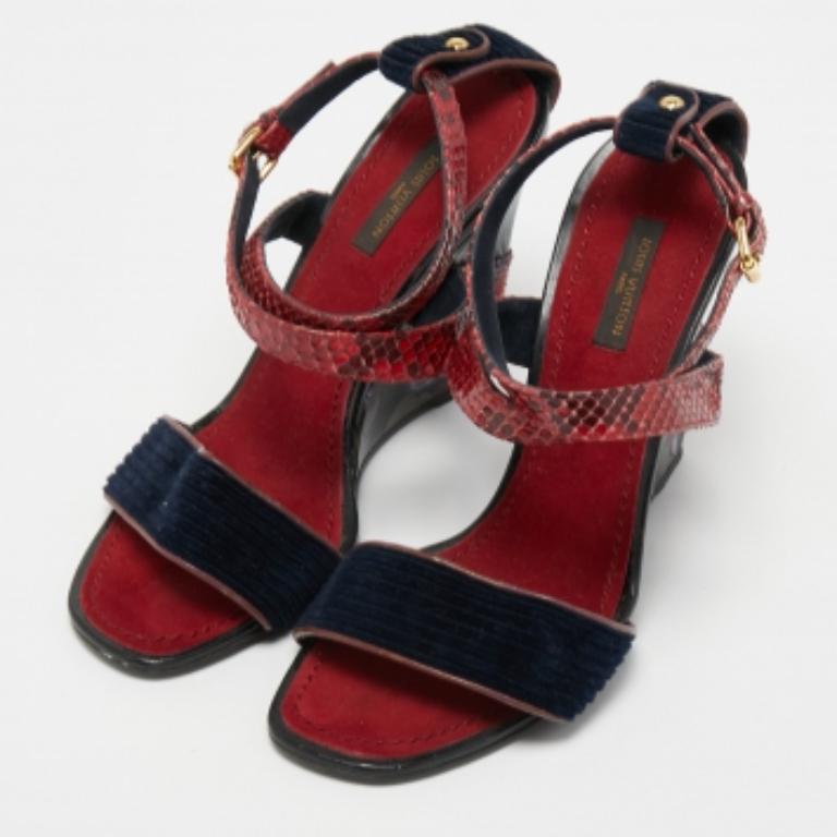 Louis Vuitton Blue Snakeskin and Velvet Cross Ankle Strap Wedge Sandals Size 38 For Sale 3