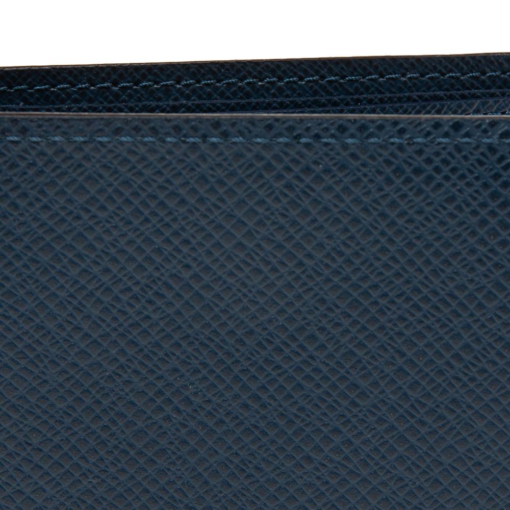 Louis Vuitton Blue Taiga Leather Multiple Wallet In Good Condition In Dubai, Al Qouz 2