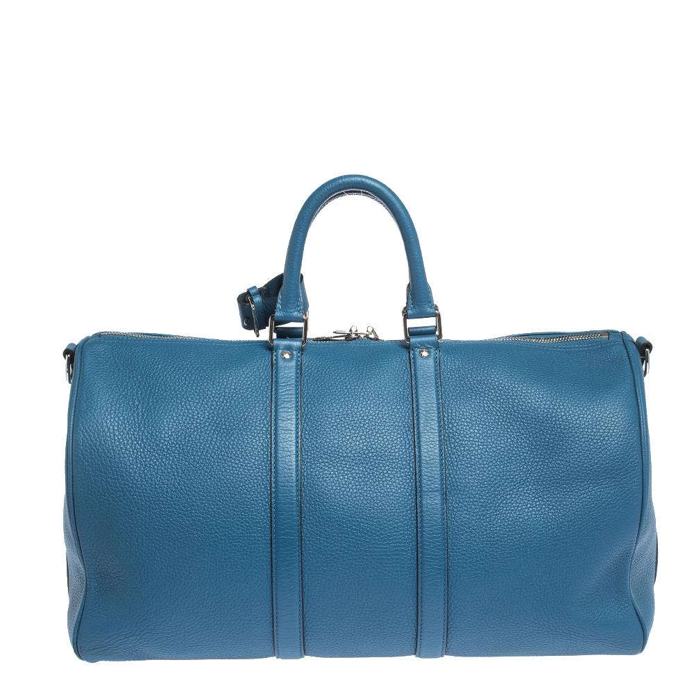 Modeinteressierte reisen natürlich gerne mit Stil:: und da kommt nur die beste Reisetasche in Frage. Deshalb ist es ratsam:: sich für die Keepall von Louis Vuitton zu entscheiden:: denn sie ist aus langlebigem Taurillon-Leder gefertigt und so
