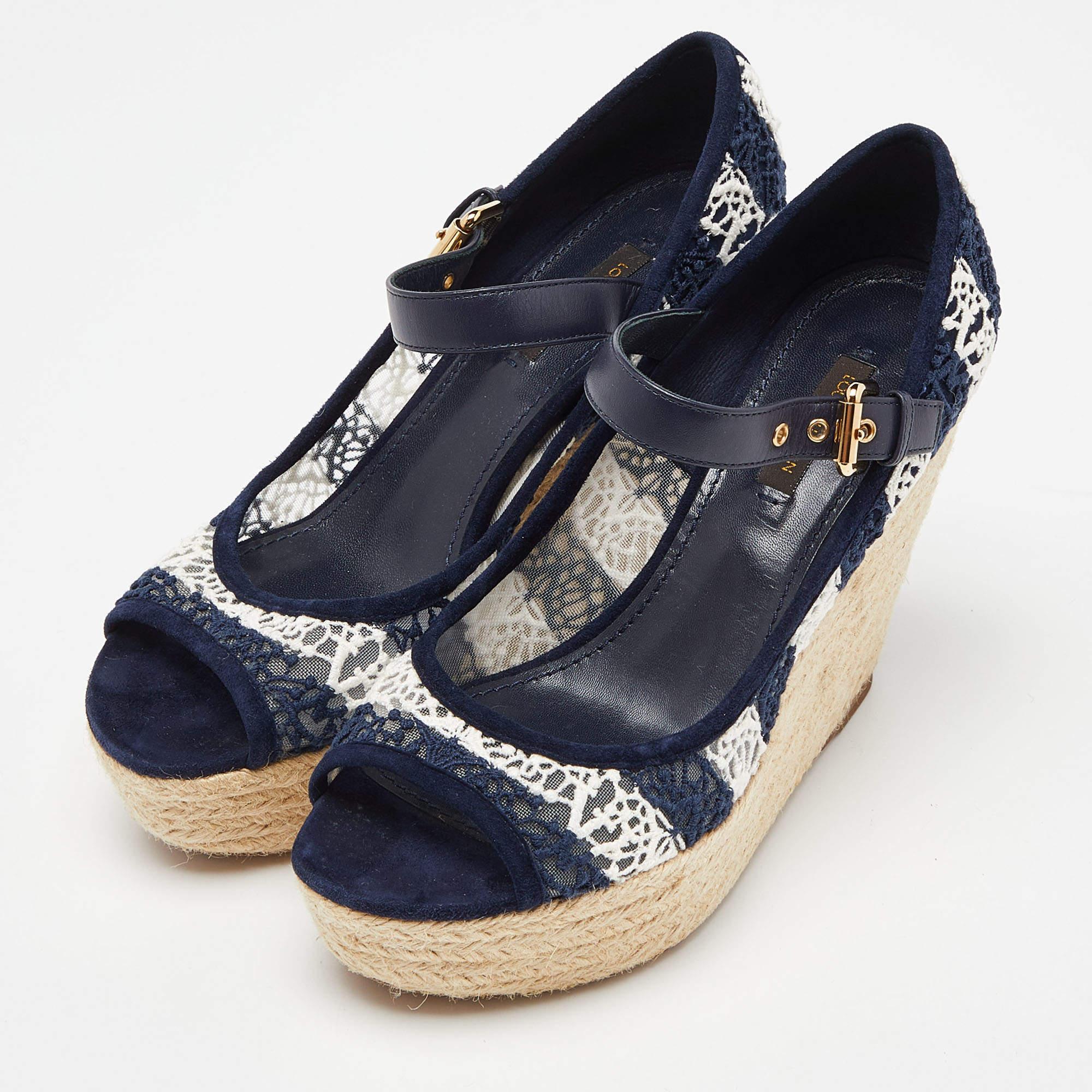Louis Vuitton Blue/White Fabric, Suede and Mesh Open Toe Wedge Espadrille  For Sale 4