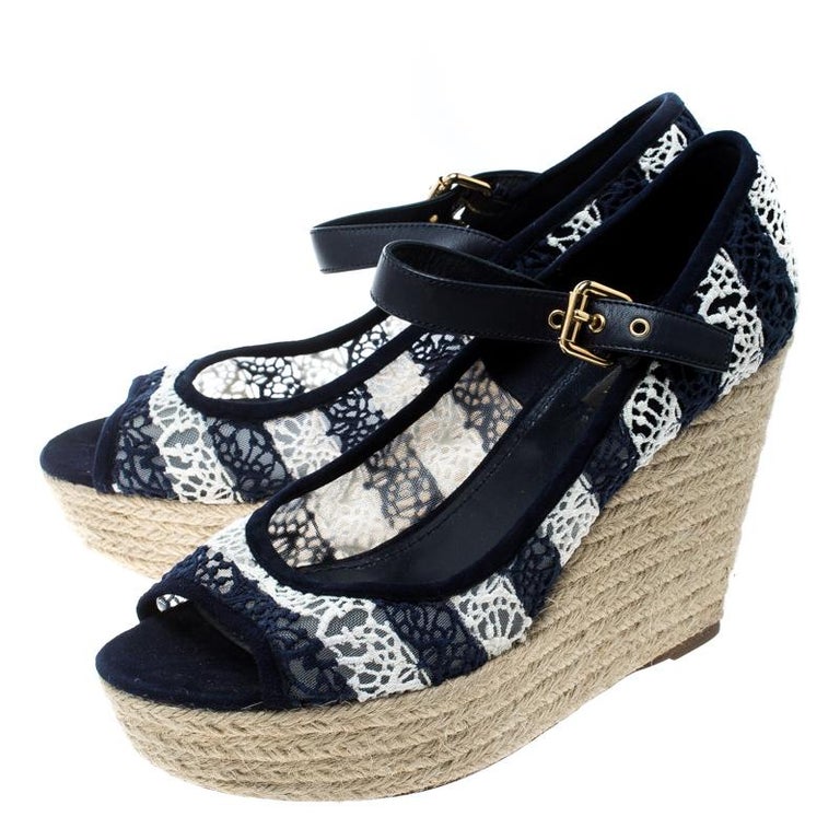 Louis Vuitton Blue/White Fabric Wedge Espadrille Sandals Size 39.5 For Sale at 1stdibs
