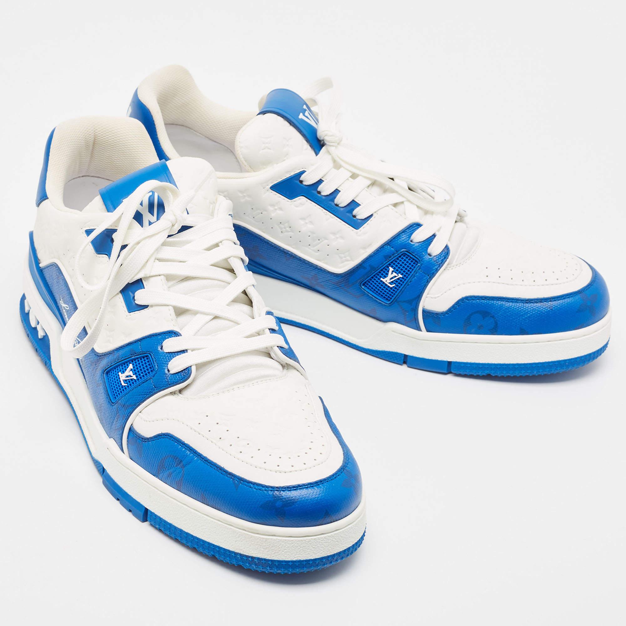 Louis Vuitton Blue/White Leather LV Trainer Sneakers Size 45 In Excellent Condition In Dubai, Al Qouz 2