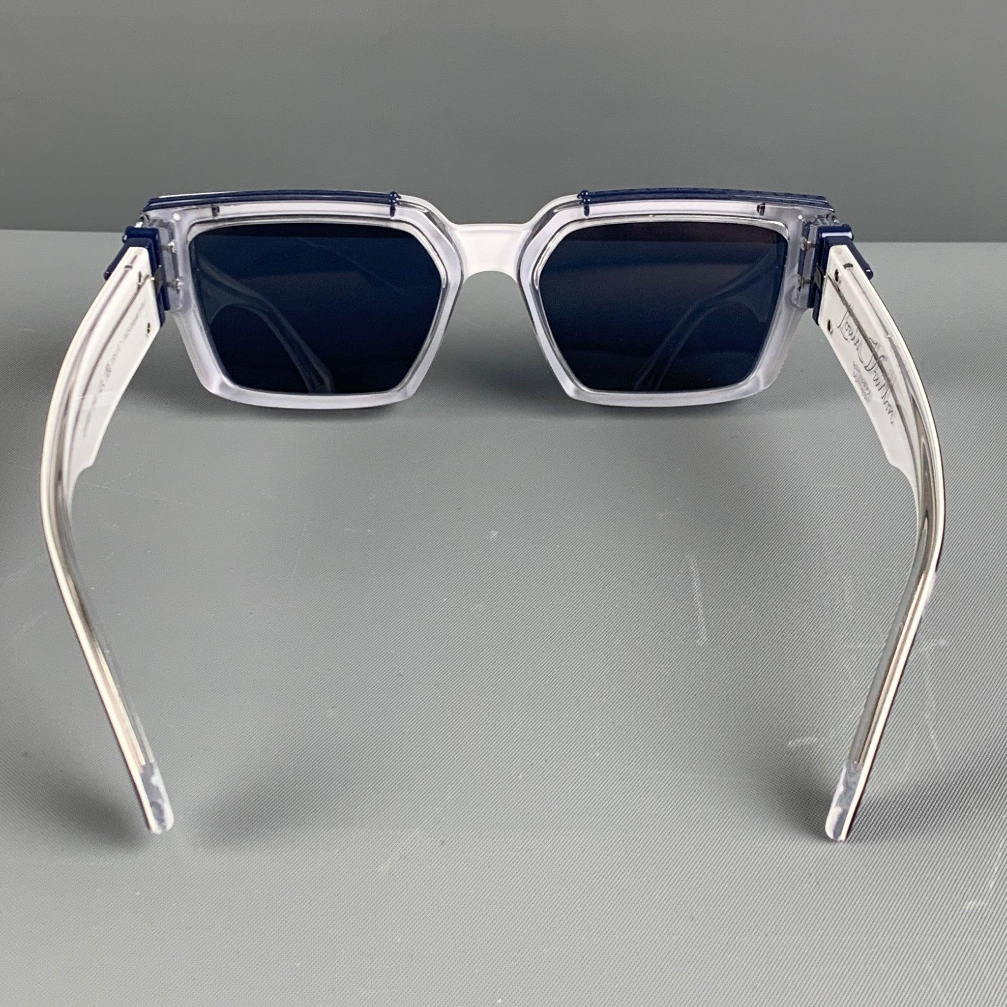 LOUIS VUITTON Blue White Marbled Acetate Sunglasses In Excellent Condition In San Francisco, CA