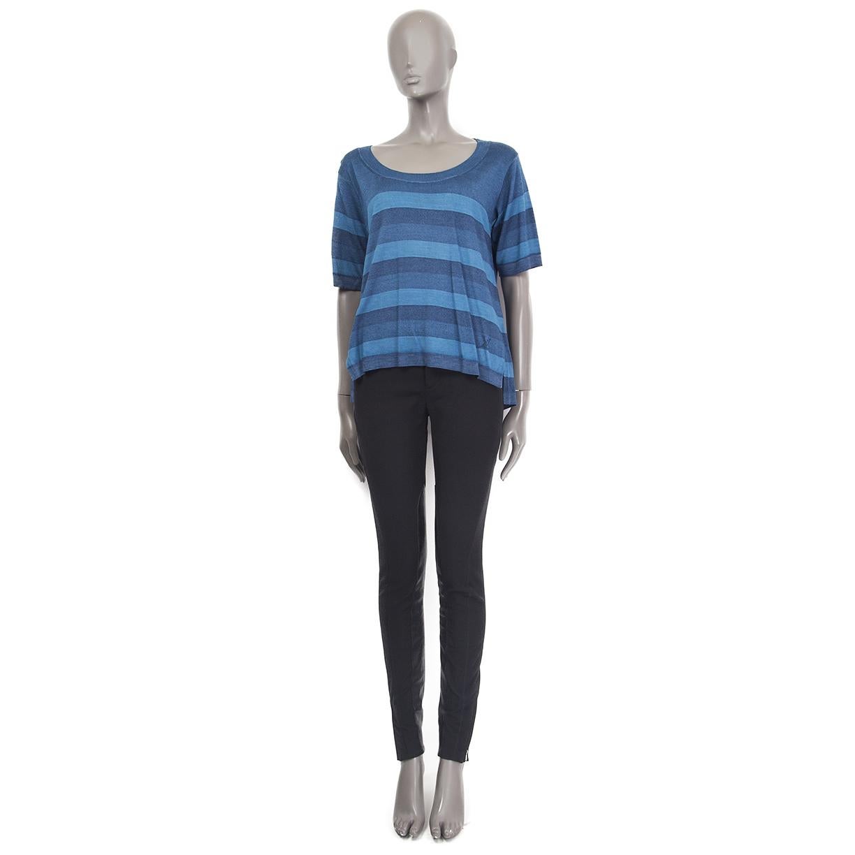 100% authentic Louis Vuitton short sleeve knit t-shirt in various shades of blue striped wool (64%) and silk (36%). Scoope neck, relaxed fit. Slit sides. Has been worn and is in excellent condition.

Measurements
Tag Size	M
Size	M
Shoulder