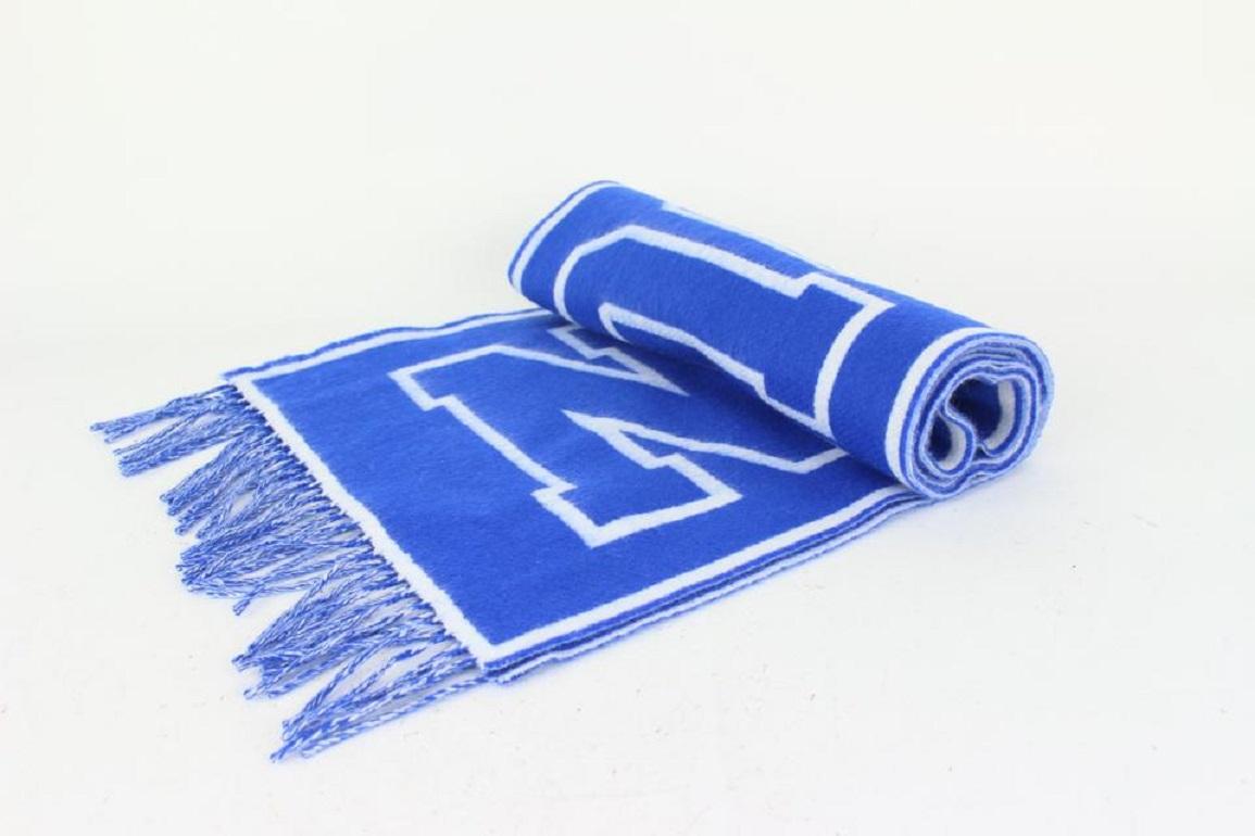 blue and white louis vuitton scarf