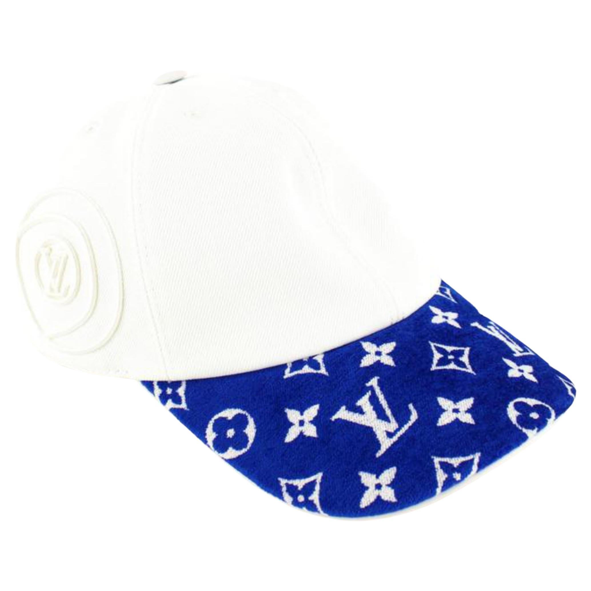 Chanel 22P 2022 White x Navy Blue Charm Icon CC Logo Baseball Cap