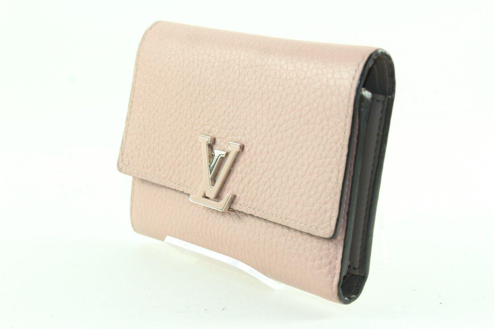 LOUIS VUITTON Blush Pink Taurillong Leather Capucines Wallet 1LV1219K For Sale 8