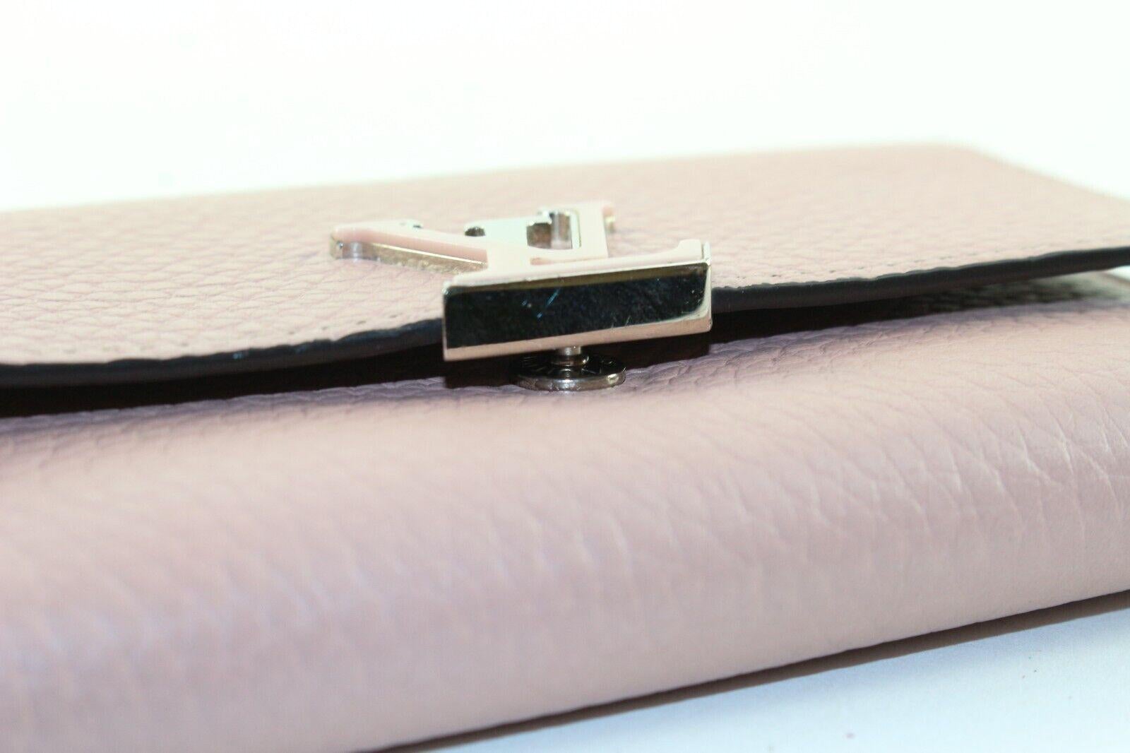 Women's LOUIS VUITTON Blush Pink Taurillong Leather Capucines Wallet 1LV1219K For Sale