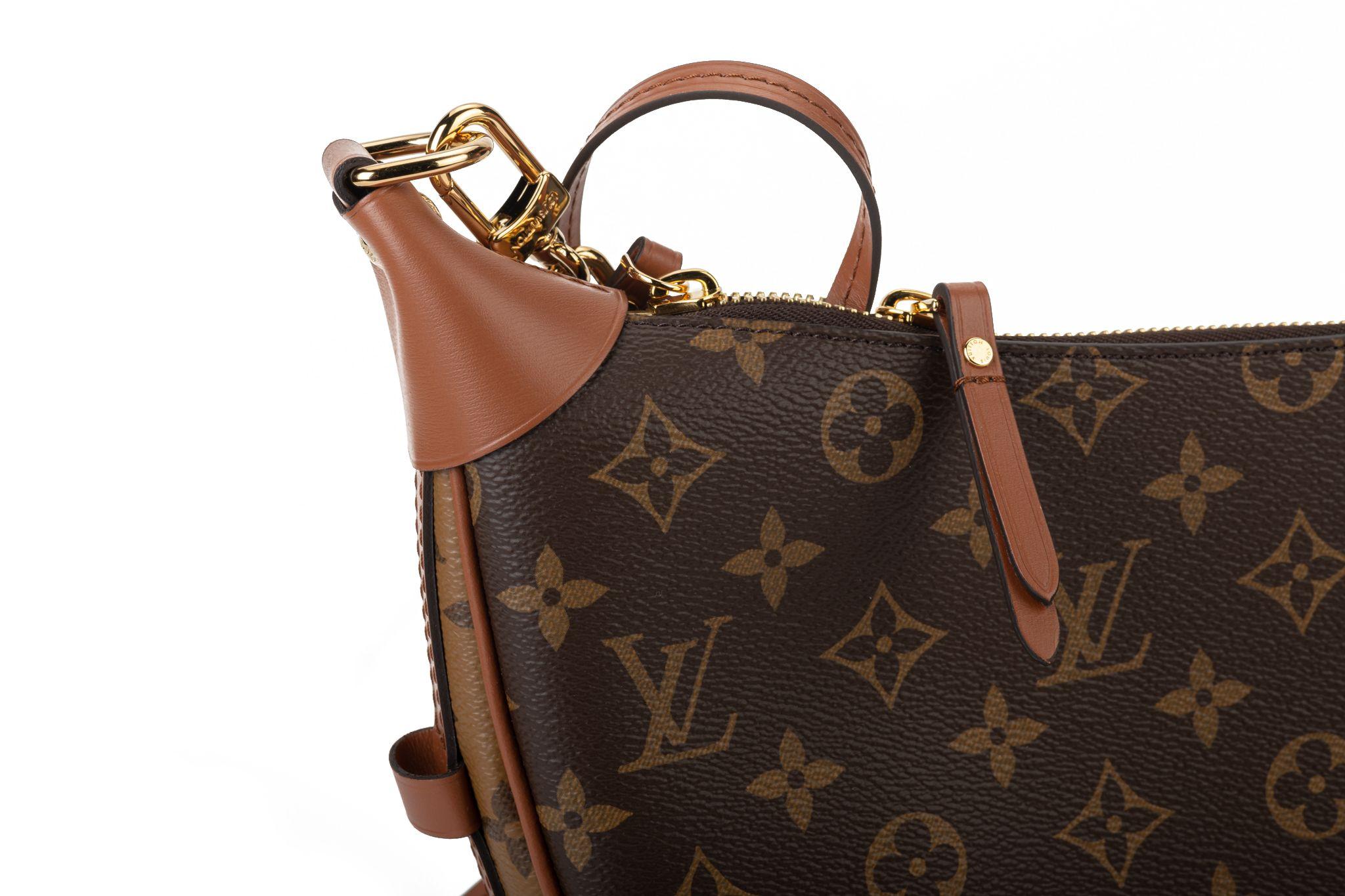 Louis Vuitton BNIB 2 Tone Monogram Hobo Bag For Sale 2