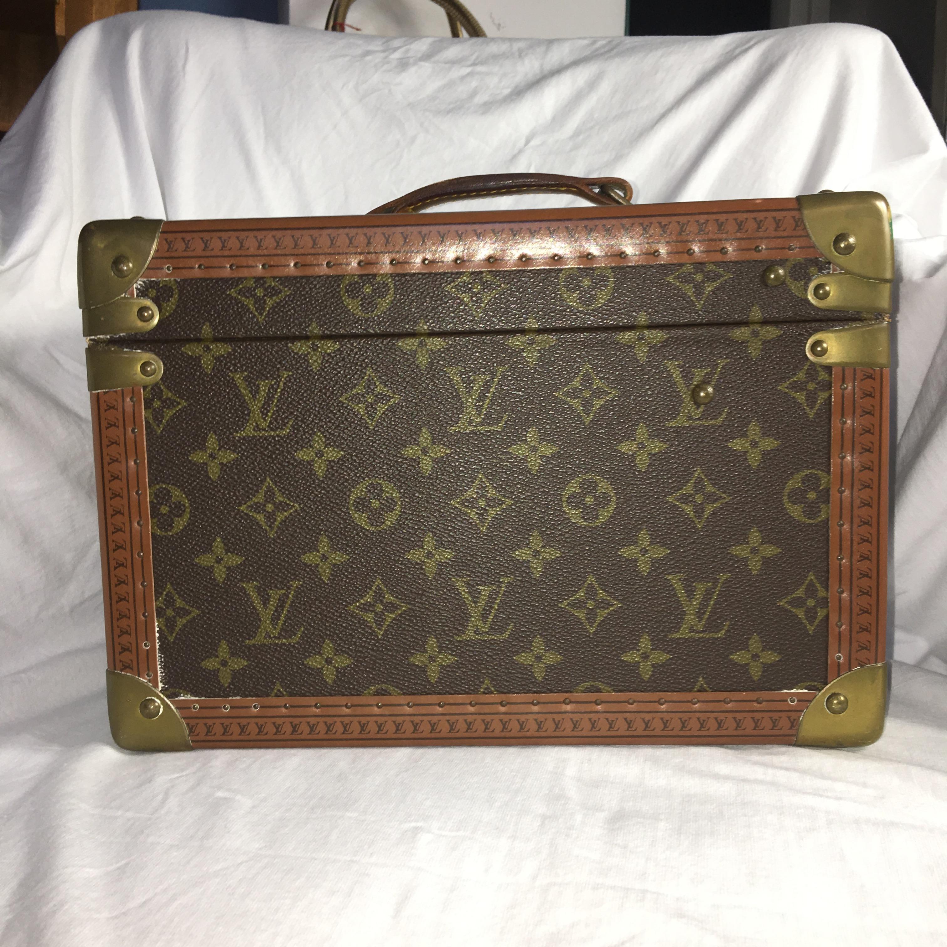 Louis Vuitton Boite Flacons Beauty Trunk Train Case In Good Condition For Sale In Lugano, CH