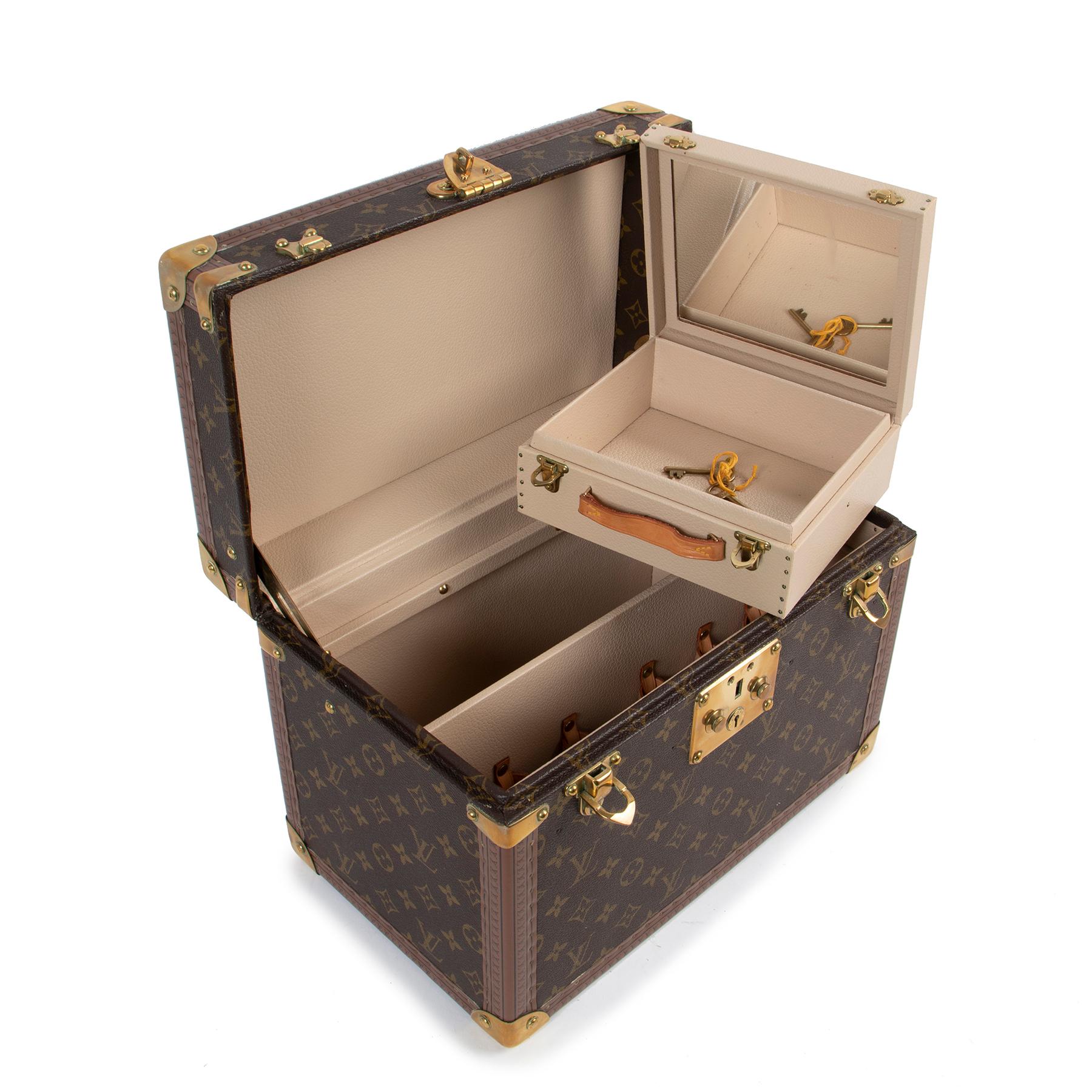 louis vuitton trunk