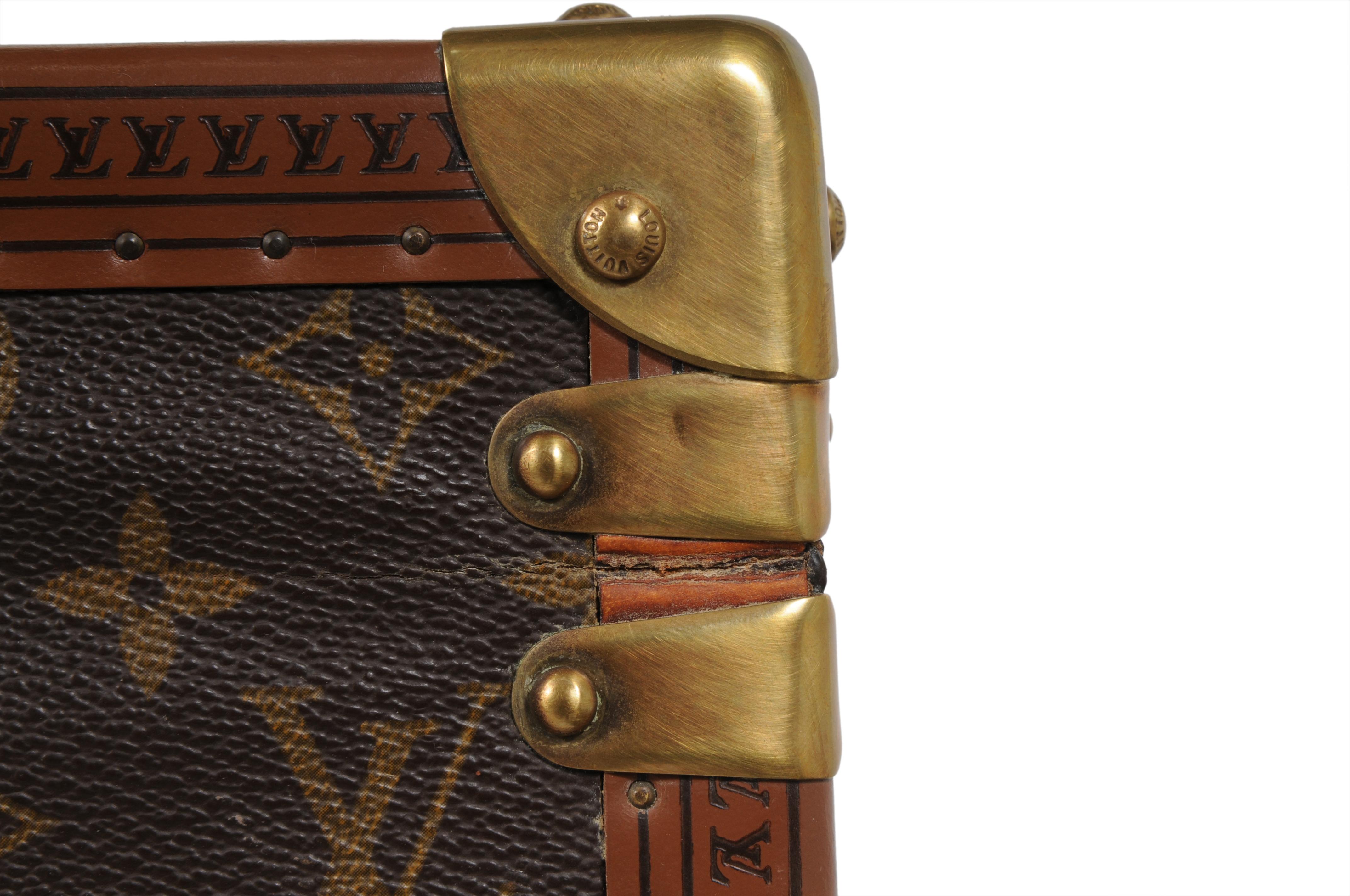 Louis Vuitton Boite Vanity Trunk Train Case Lv Logo Brown Tan Monogram en vente 11