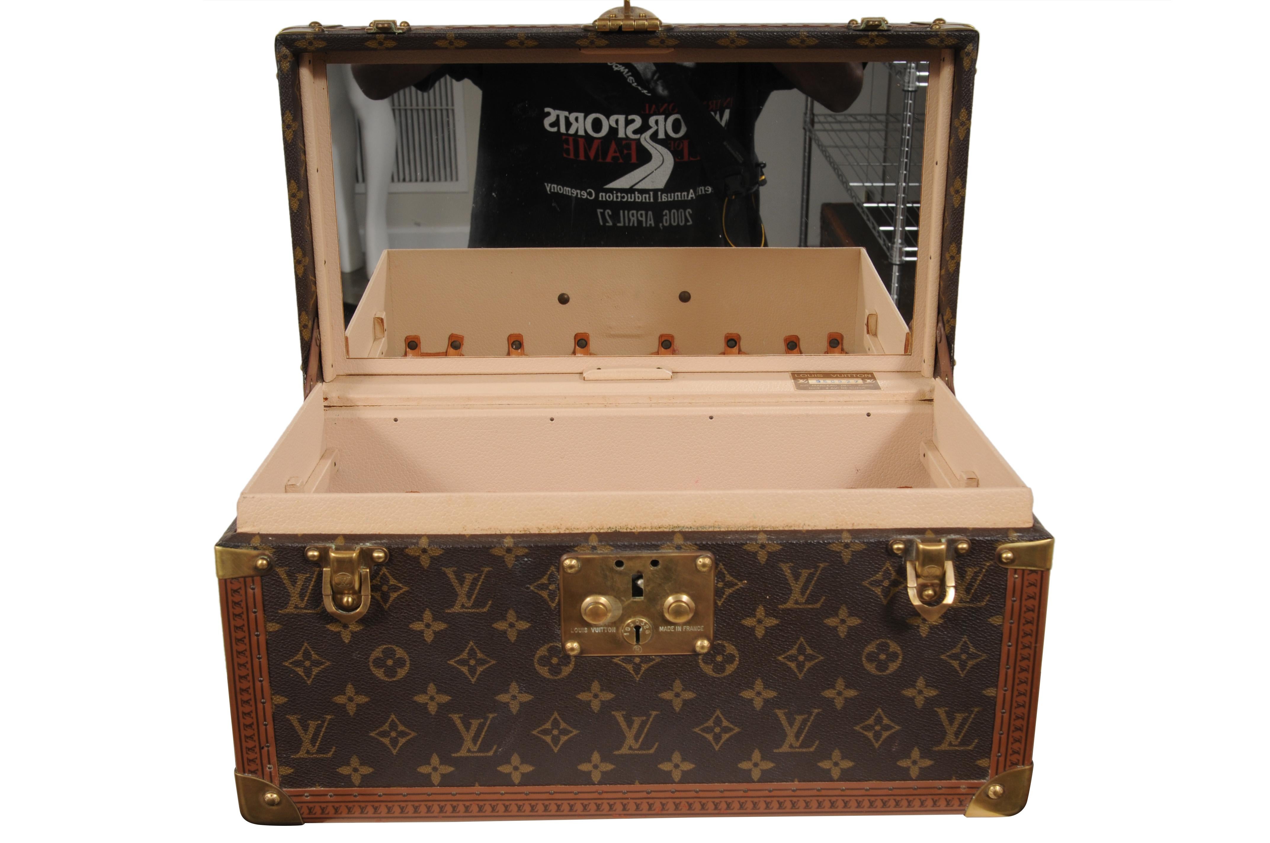 Louis Vuitton Boite Vanity Trunk Train Case Lv Logo Brown Tan Monogram en vente 14