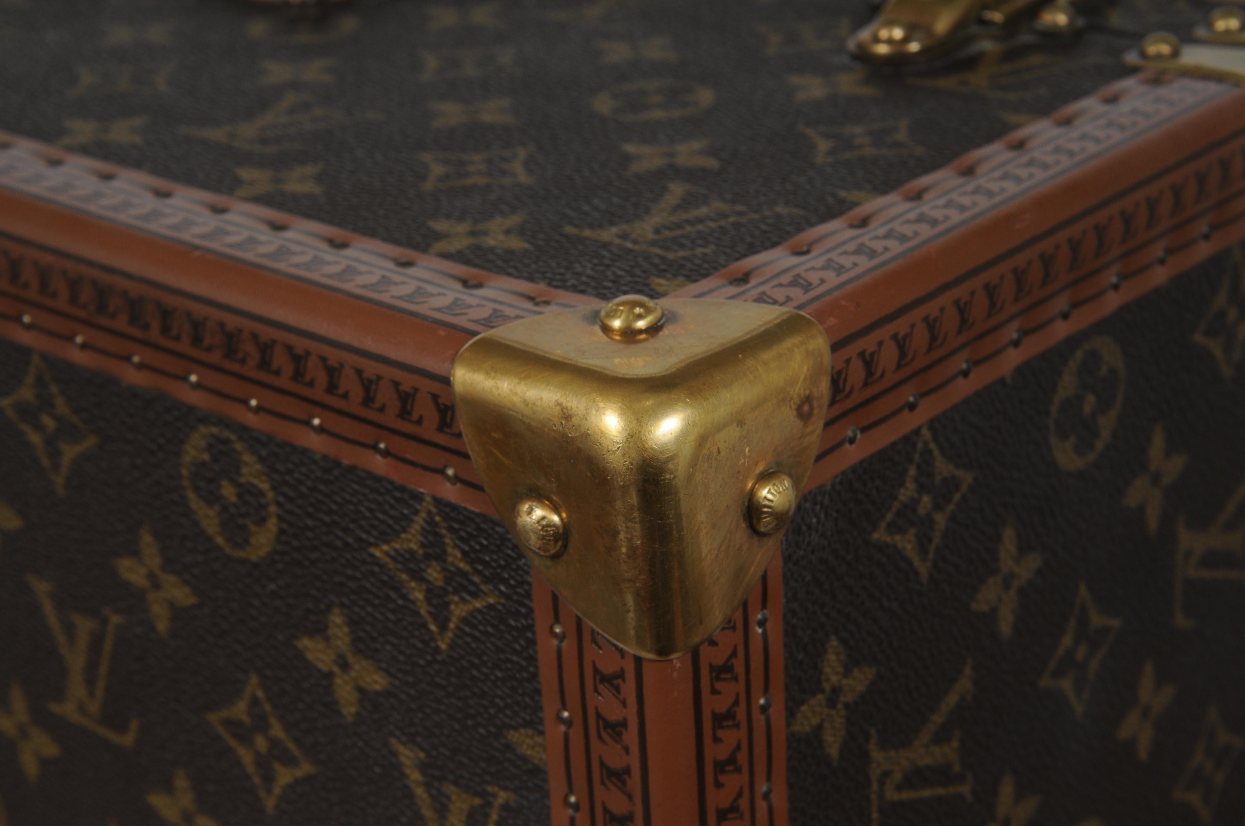 Louis Vuitton Boite Vanity Trunk Train Case Lv Logo Brown Tan Monogram en vente 1