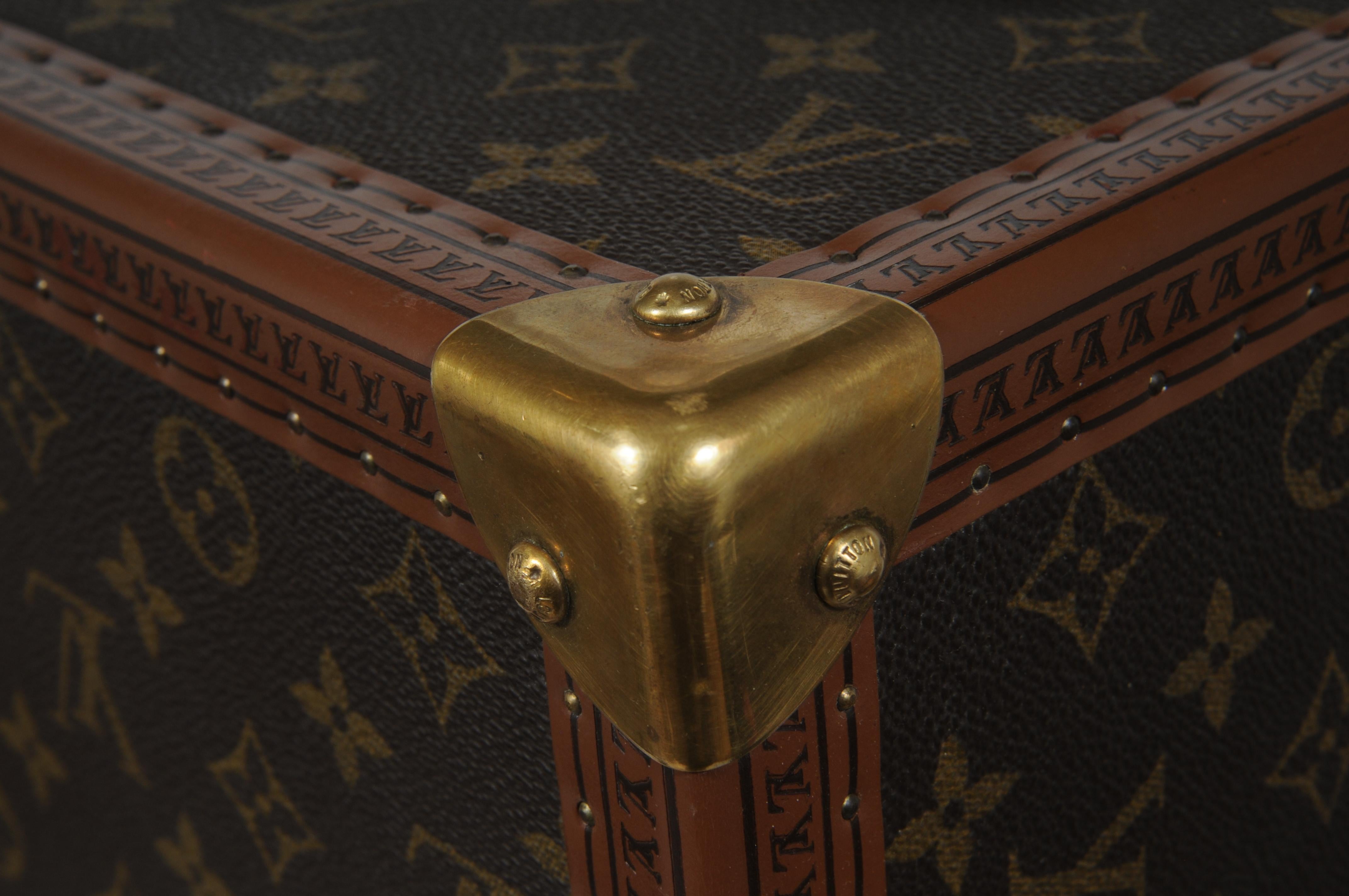 Louis Vuitton Boite Vanity Trunk Train Case Lv Logo Brown Tan Monogram en vente 3
