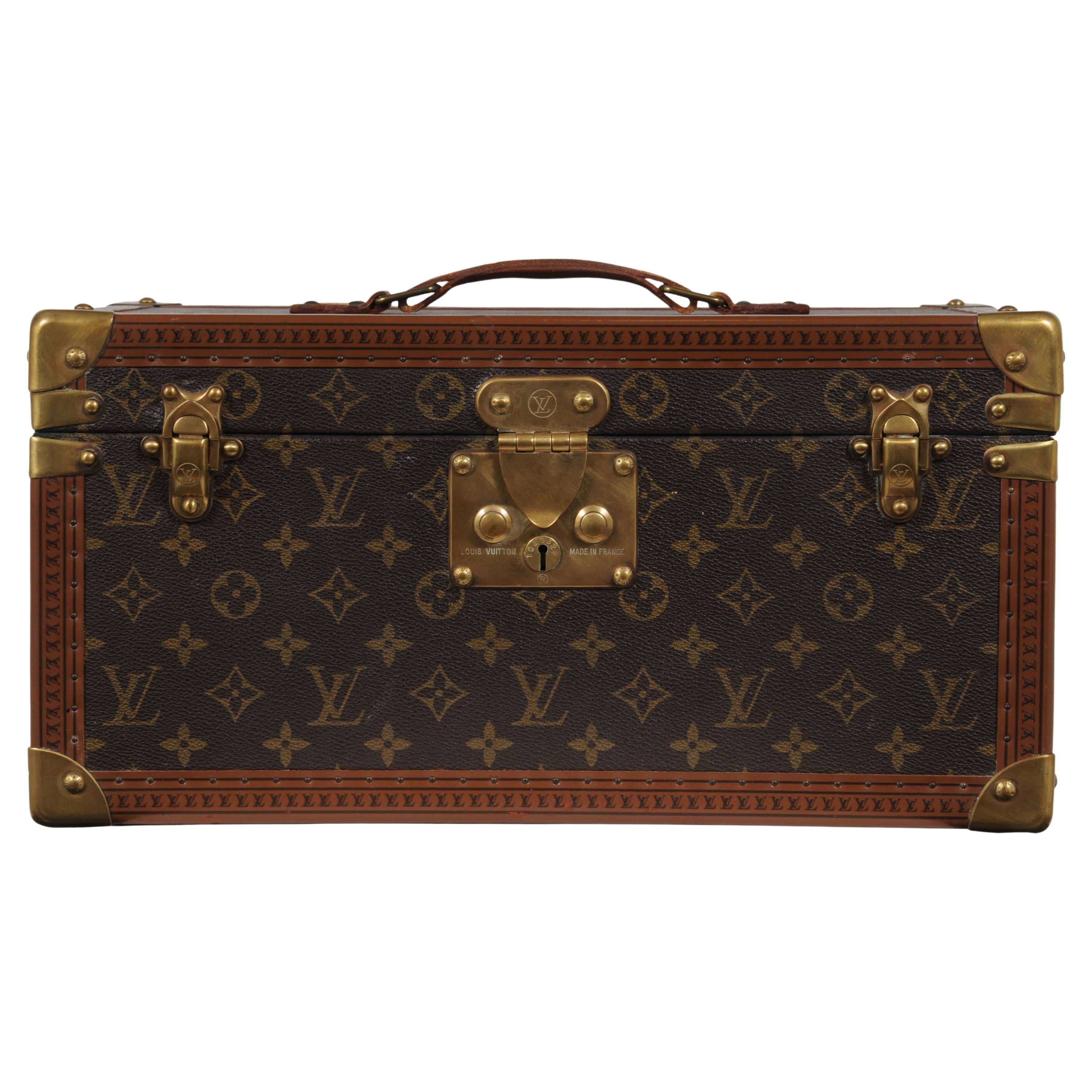 Louis Vuitton Boite Vanity Trunk Train Case Lv Logo Brown Tan Monogram en vente