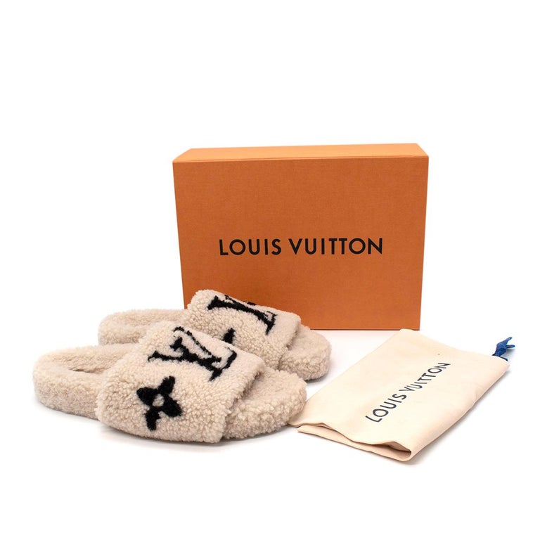 LOUIS VUITTON Mink Fur Bom Dia Slippers 37 Cognac 651399