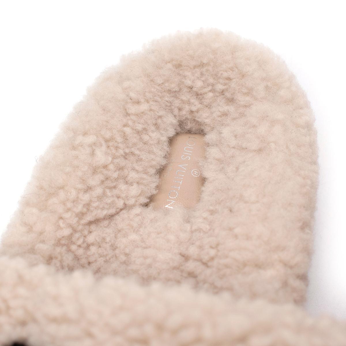 Women's Louis Vuitton Bom Dia Shearling Beige Flat Mules - Sold Out/Rare - Us size 9.5