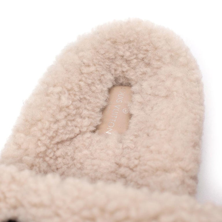 Louis Vuitton Bom Dia Shearling Beige Flat Mules - Sold Out/Rare - Us size  9.5