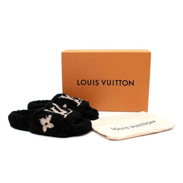 Bom dia leather mules Louis Vuitton Black size 38 EU in Leather - 34474314