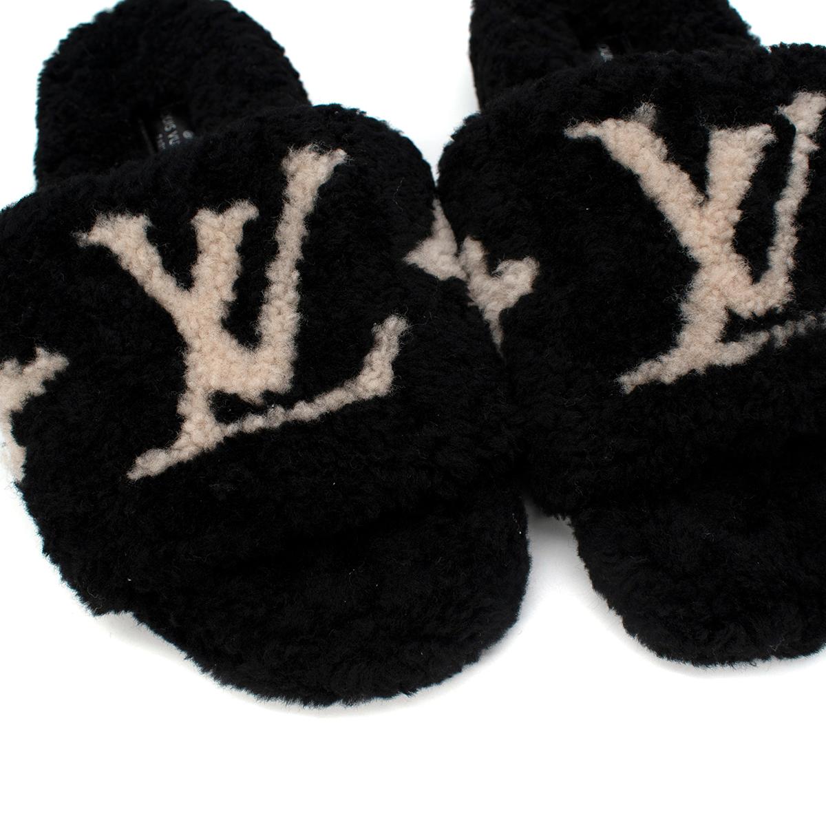Louis Vuitton Bom Dia Shearling Black Flat Mules - Agotado/Raro - Talla 6 en venta 1