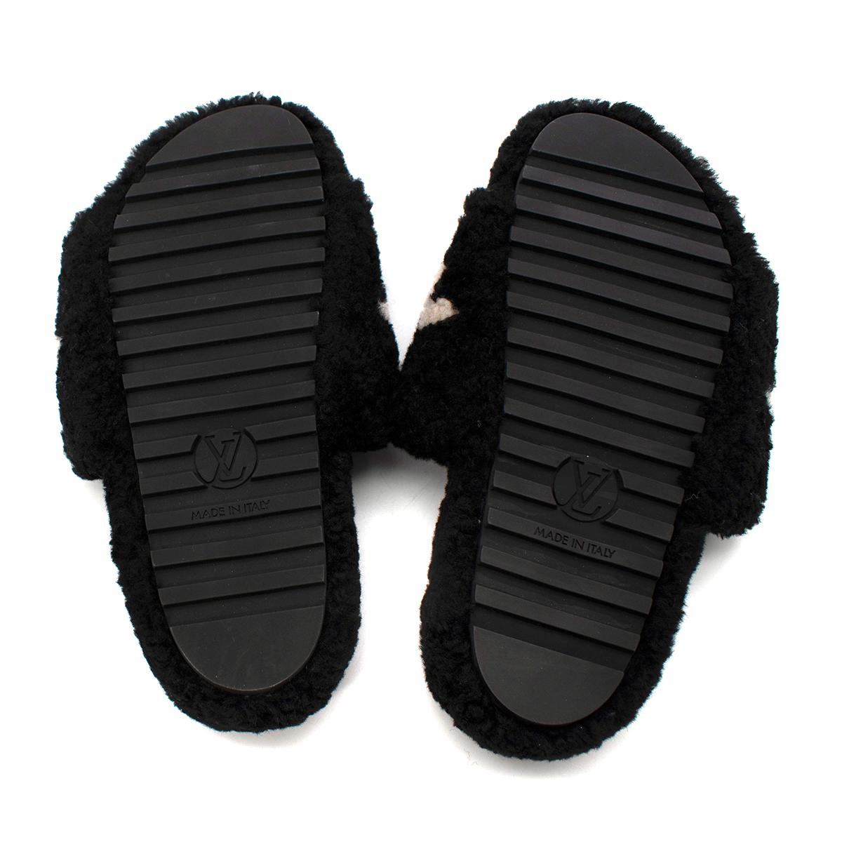 Louis Vuitton Bom Dia Shearling Black Flat Mules - Agotado/Raro - Talla 6 en venta 2