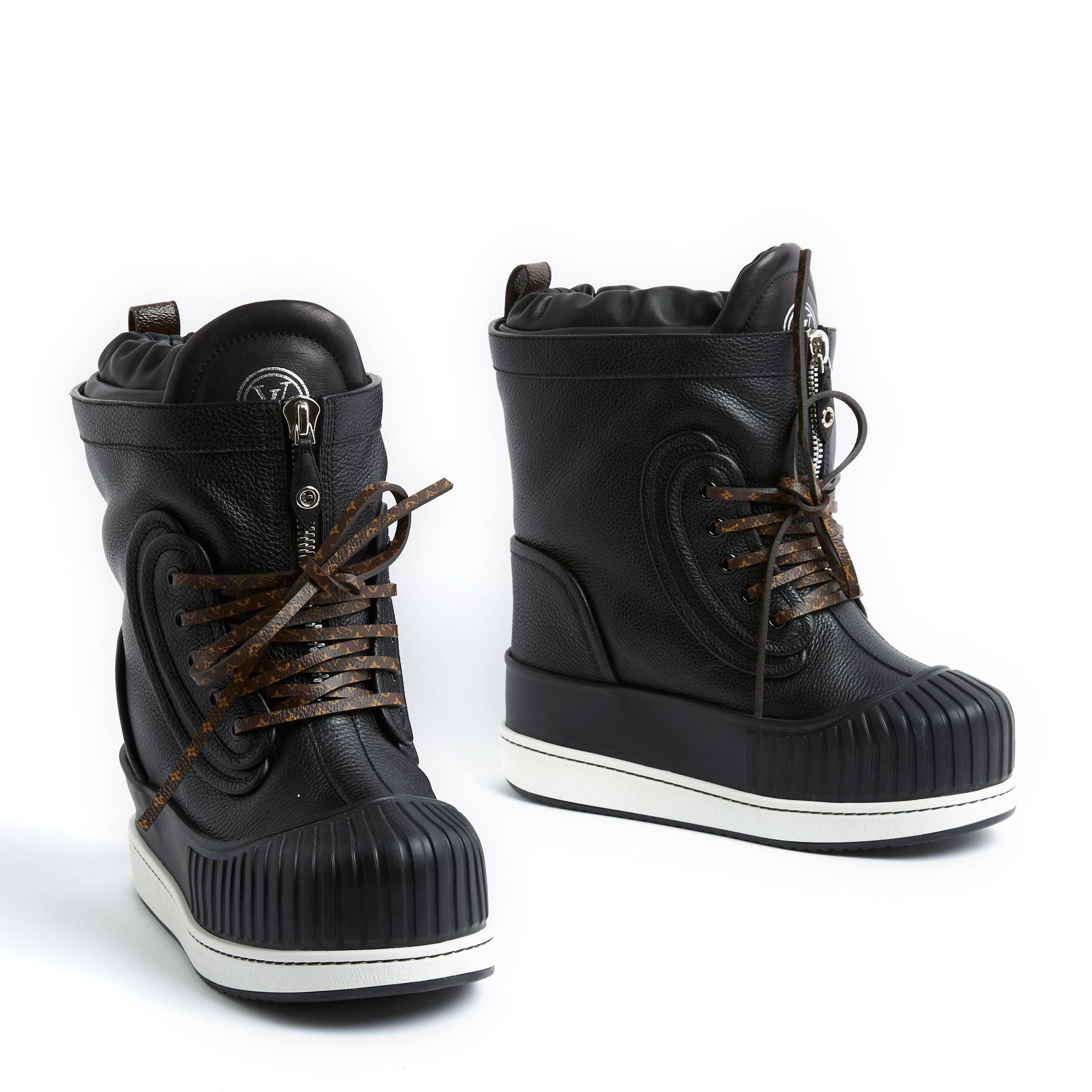 Women's or Men's Louis Vuitton Boots Slalom Flat Half Black EU38 New For Sale
