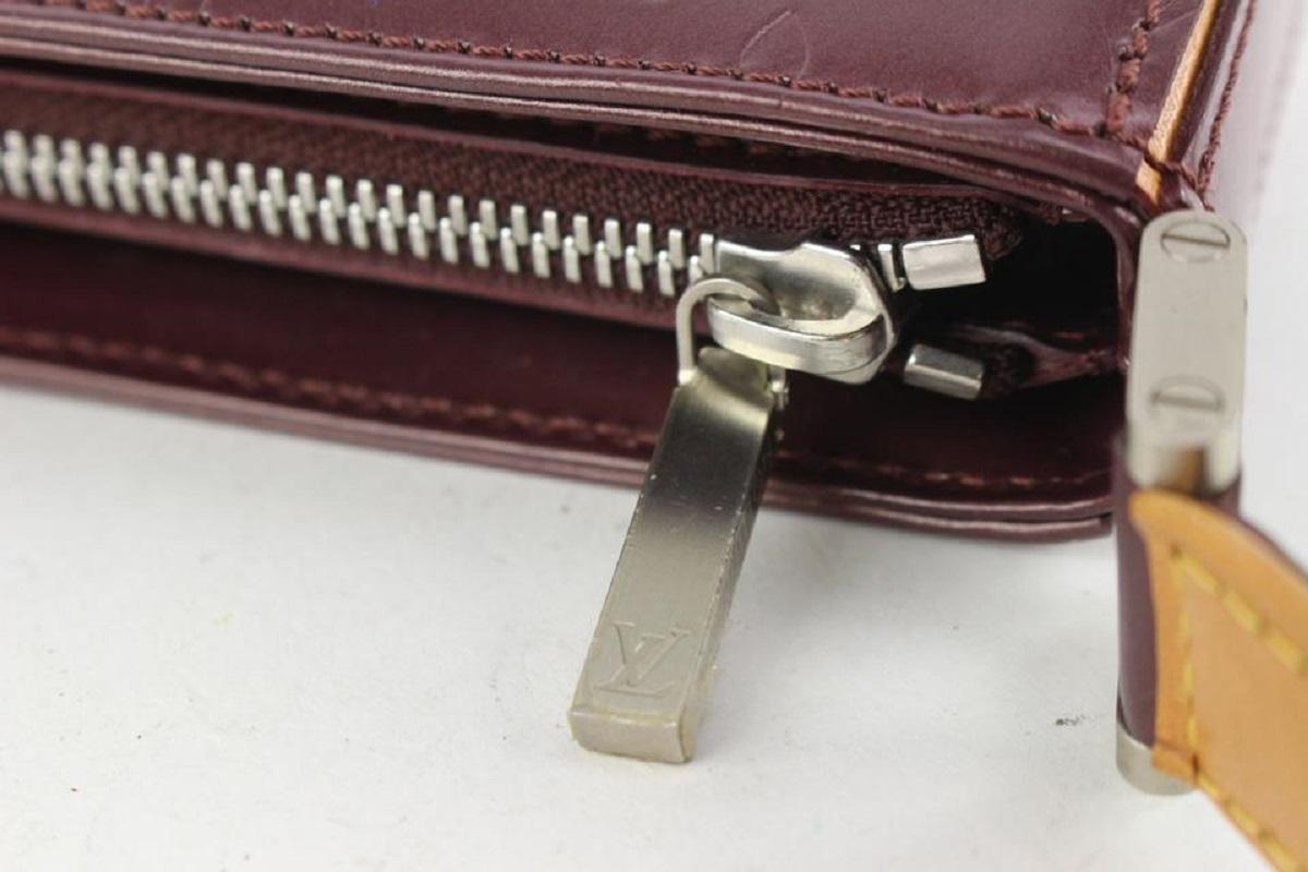 Louis Vuitton Bordeaux Monogram Vernis Mat Fowler Pochette Accessoires Pouch In Good Condition In Dix hills, NY