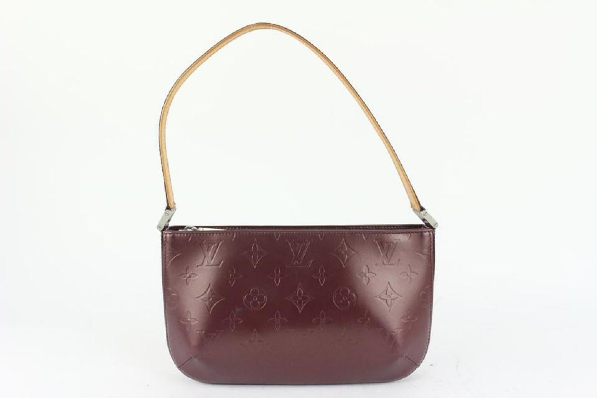 Louis Vuitton Bordeaux Monogramme Vernis Mat Fowler Pochette Accessoires Pochette en vente 3