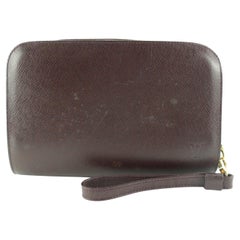 Louis Vuitton - Pochette Baikal en cuir bordeaux 6LK0425