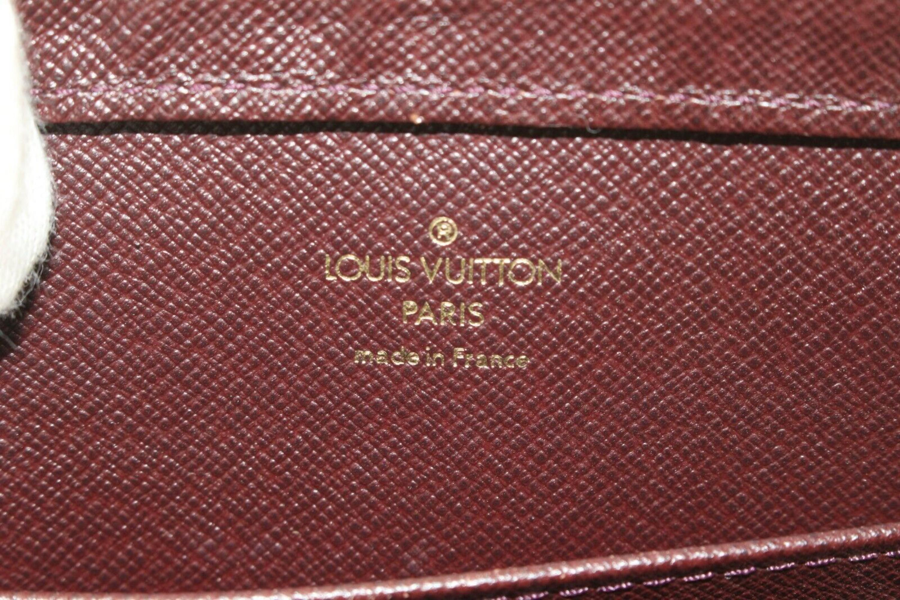Black Louis Vuitton Bordeaux Taiga Leather Pochette Baikal Wristlet 2LV0418C For Sale
